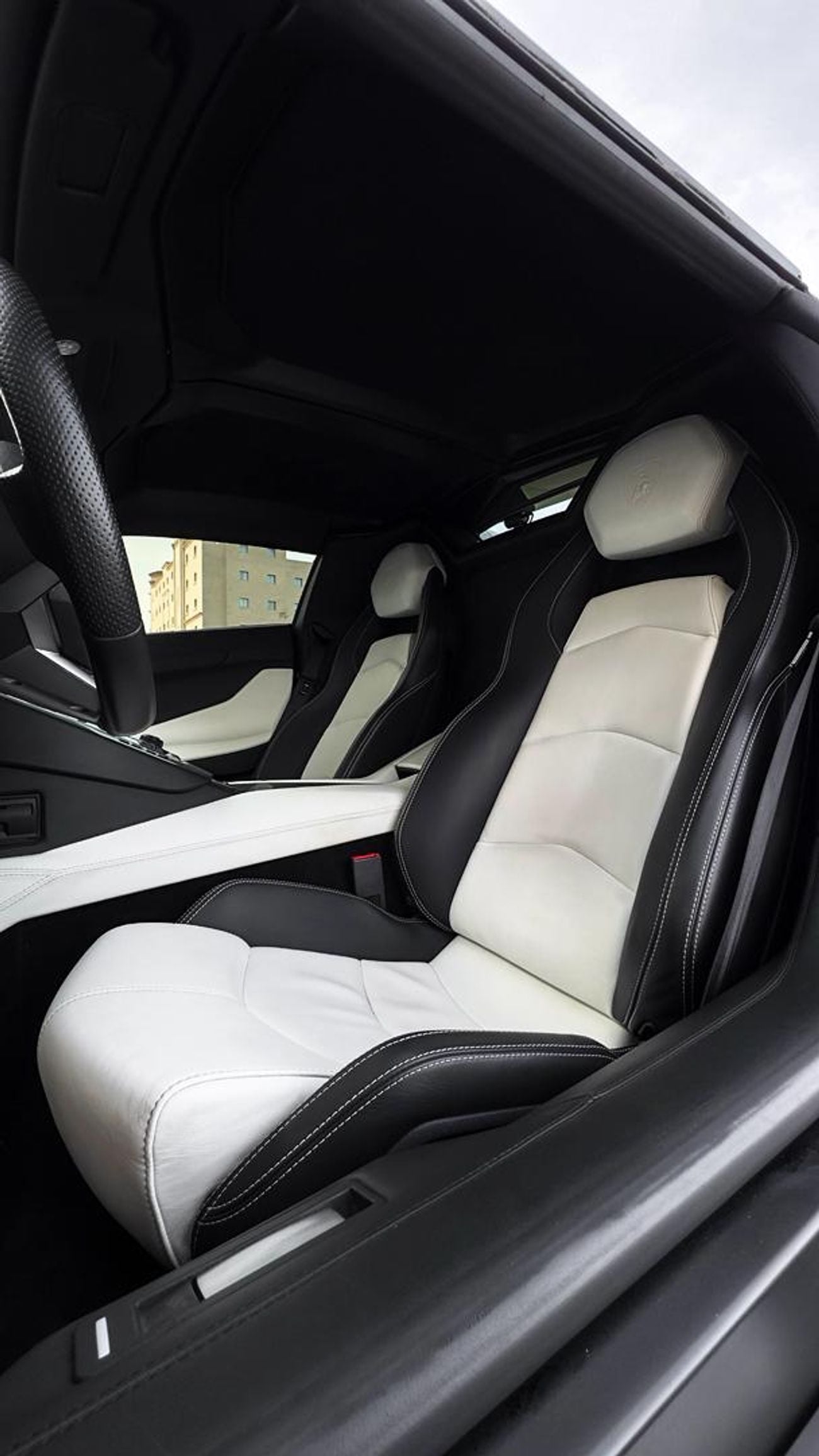 Lamborghini Aventador Roadster LP700 Roadster