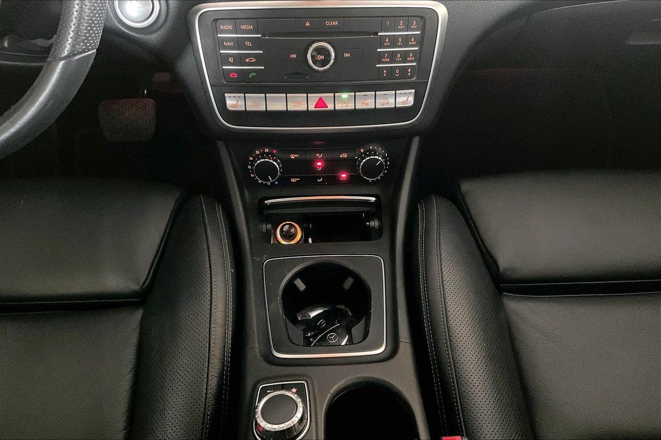 Mercedes-Benz GLA 250 High (AMG Seats + Sunroof) | Guaranteed Warranty | 0 Down Payment