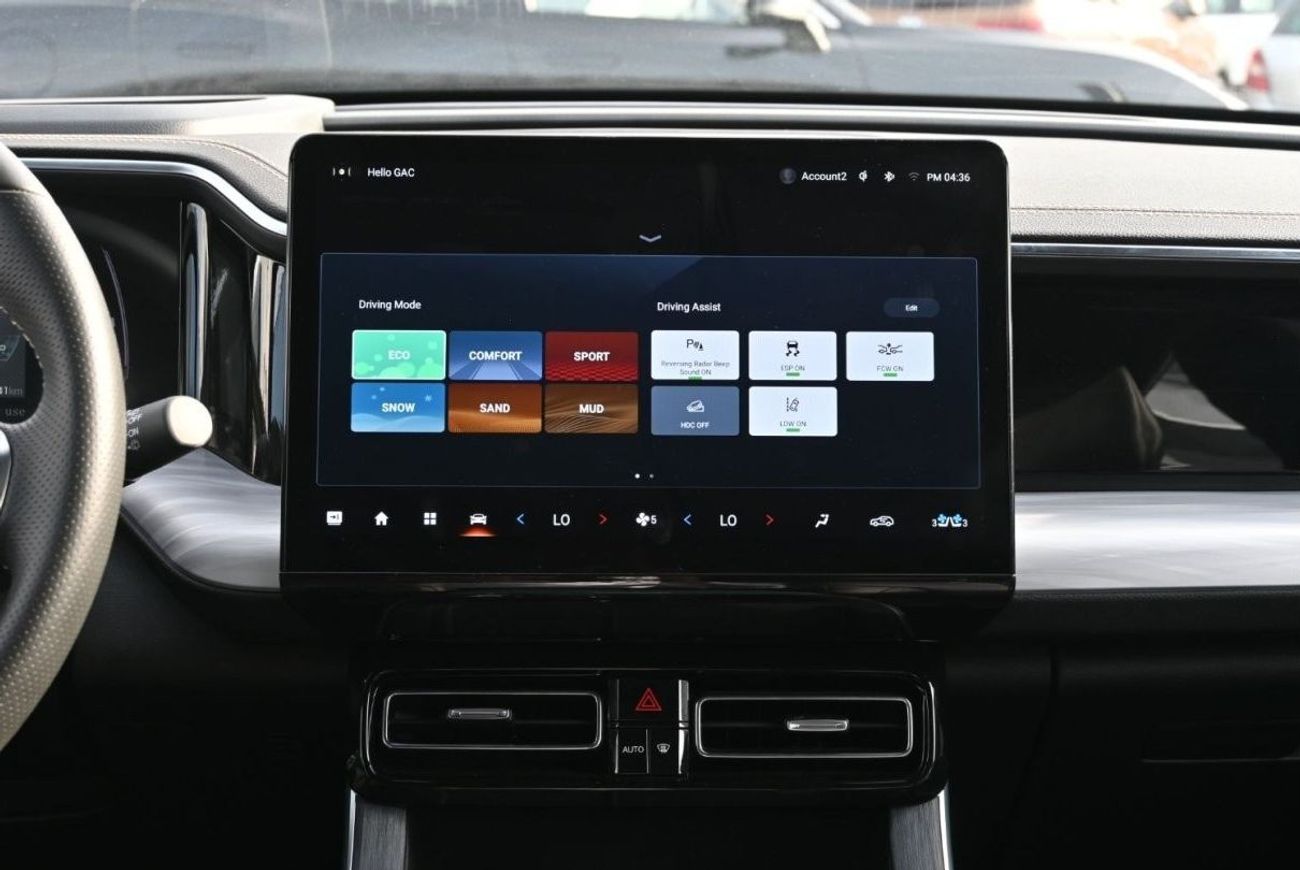 GAC GS8 GAC GS8 2.0L Turbo, 4WD, 8 Speed AT, 7 Seater, Color White, Model 2024