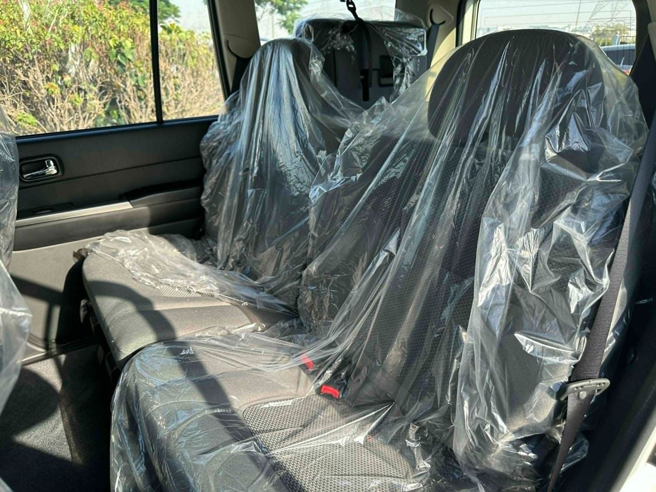 Nissan Patrol GL 4.8L A/T (7 Seater) Nissan GL 2024 GCC Specs Brand New