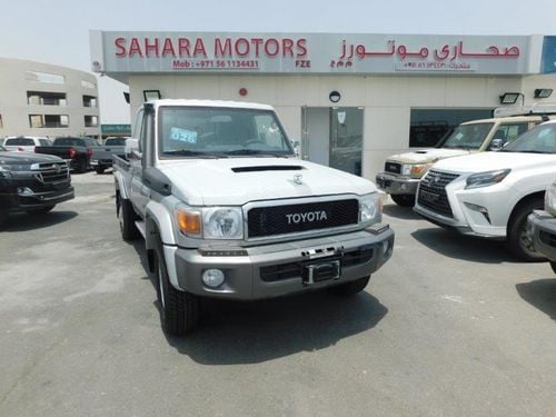 Toyota Land Cruiser Pick Up 79 SINGLE CAB LX V8 4.5L TURBO DIESEL WITH WINCH AND BEDLINER