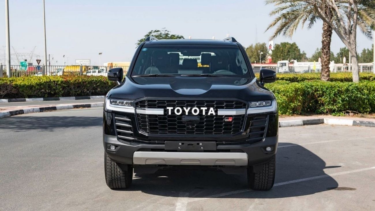 تويوتا لاند كروزر Land cruiser GR sport 3.5L petrol twin turbo 2023