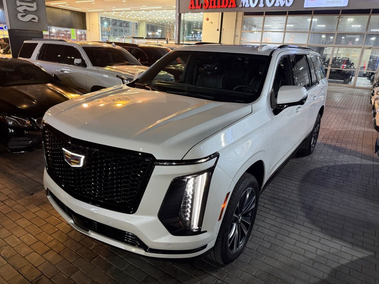 Cadillac Escalade LUXURY