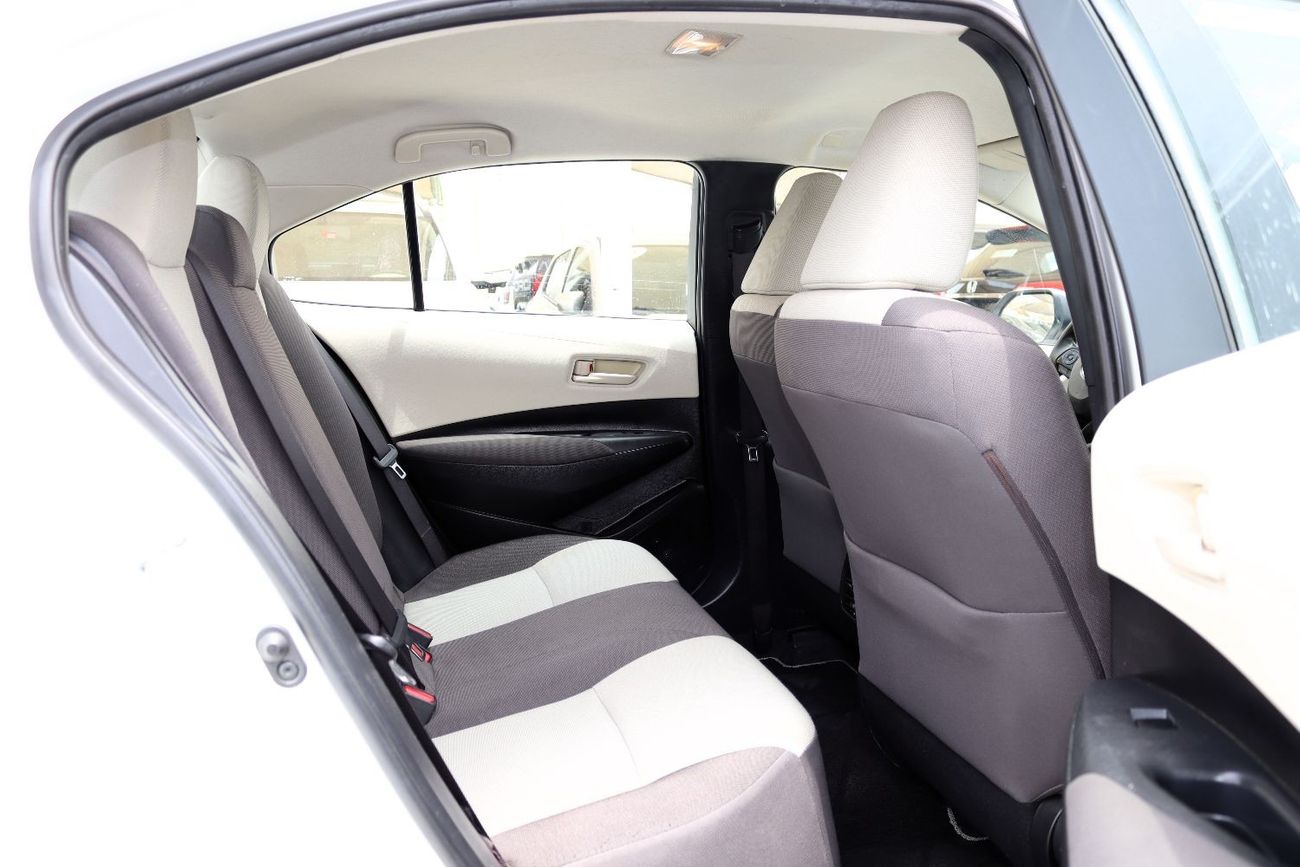 تويوتا كورولا XLI خالية من الحوادث  - خليجي - صبغة وكالة - مكينة 1600 سي سي - انتاج شهر 8 - 2021 -بحالة الوكالة من