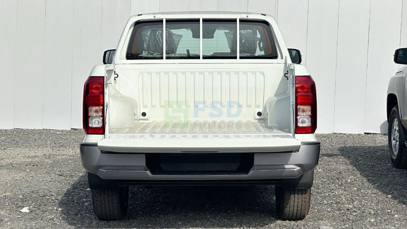 ميتسوبيشي L200 Mitsubishi L200 2.4L GLX New Face DC 4WD 5MT MY-2024
