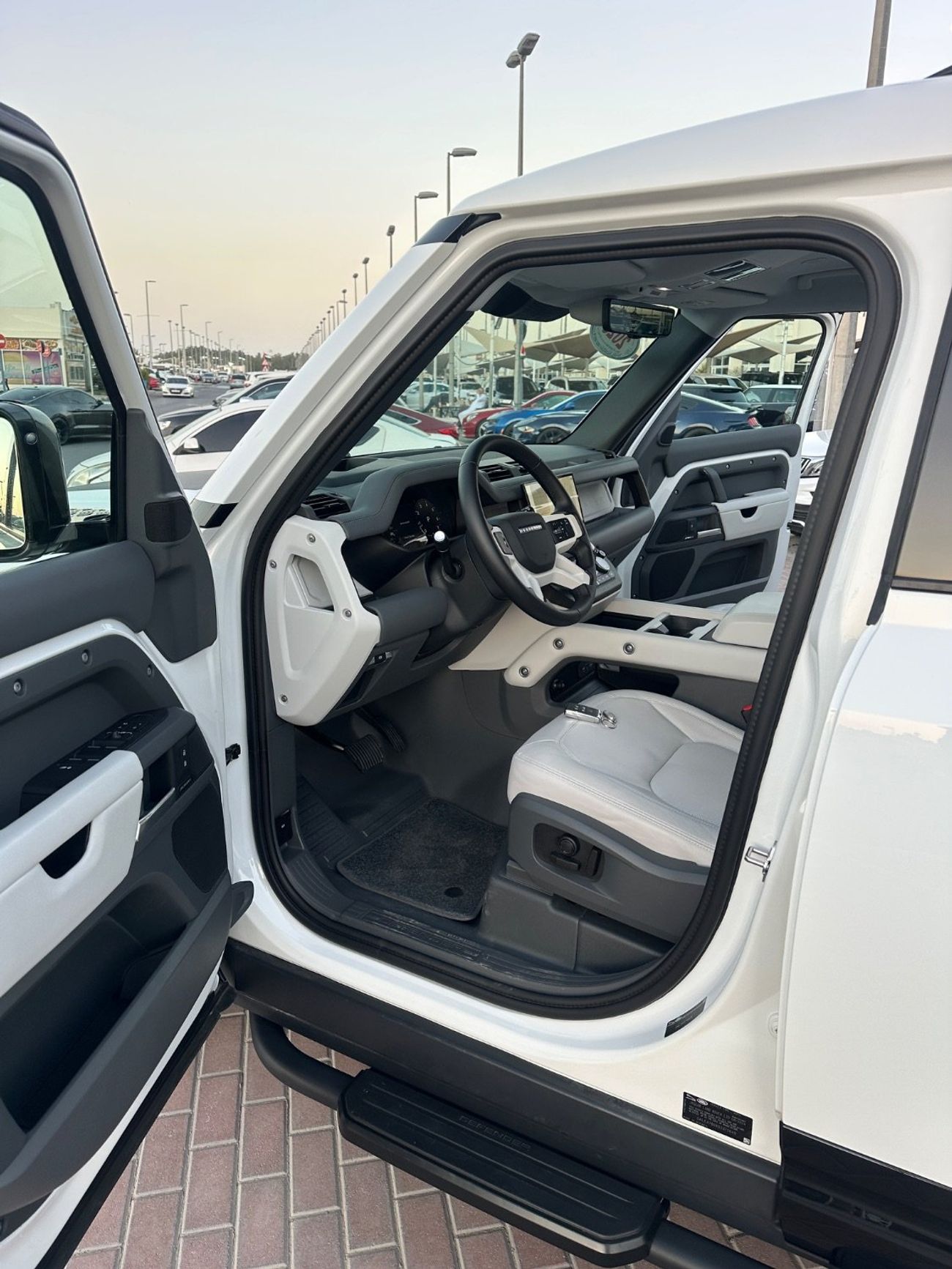 لاند روفر ديفندر