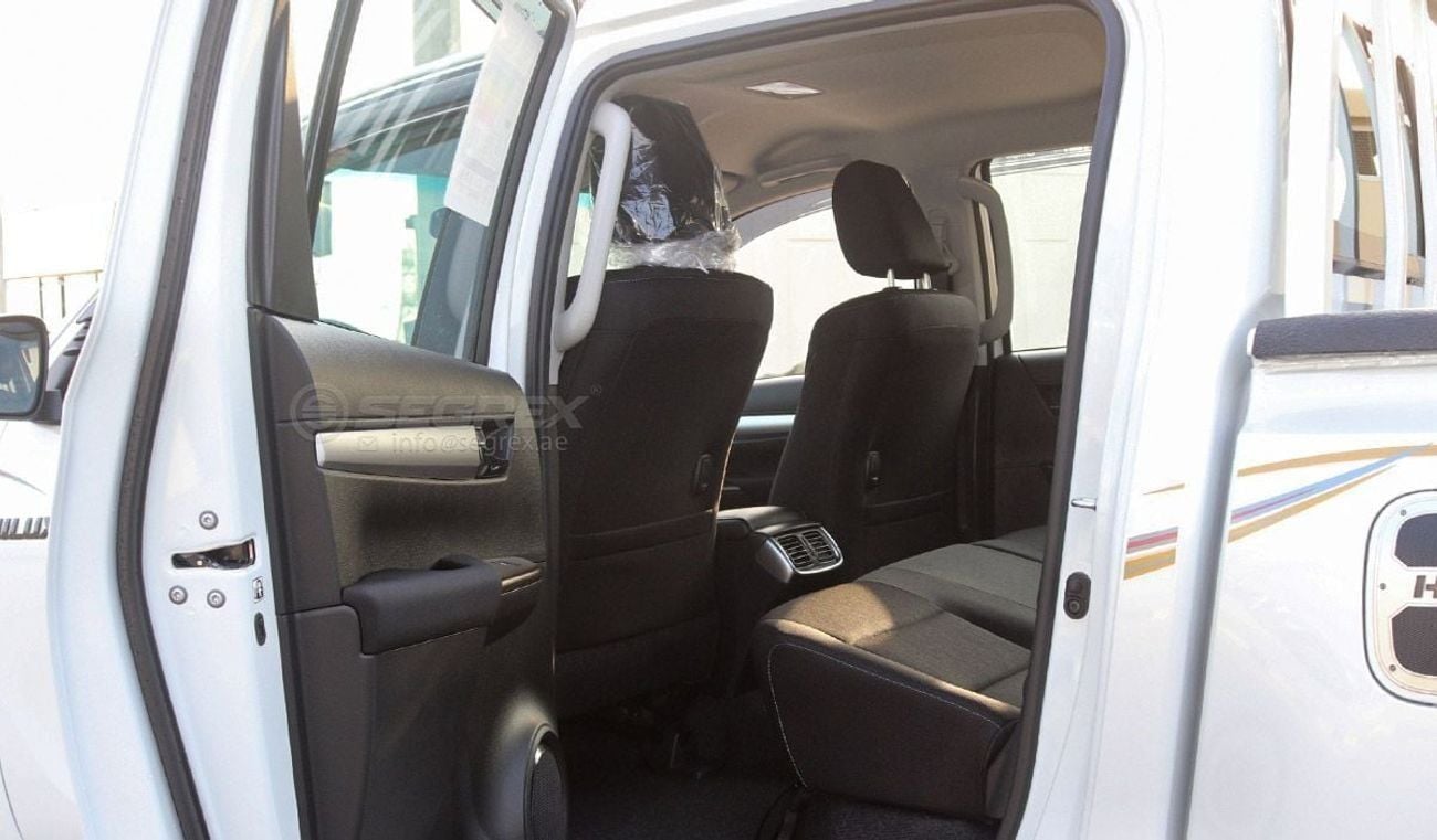 Toyota Hilux DC, 2.7L Petrol 4WD 6-Speed Automatic | 2026 Model | Ready for Export