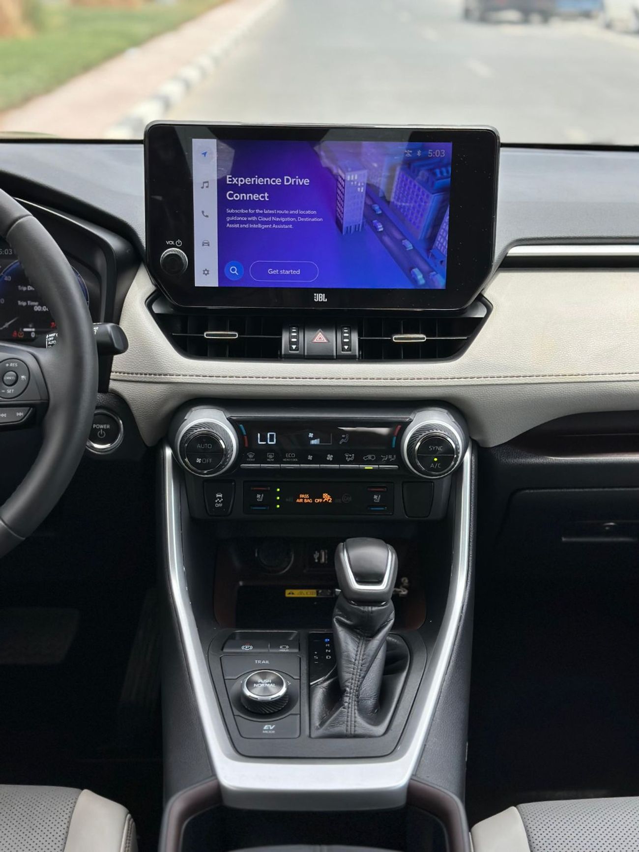 تويوتا راف ٤ Limited Hybrid 2.5 L | Panoramic | 360 Camera | full option 2024