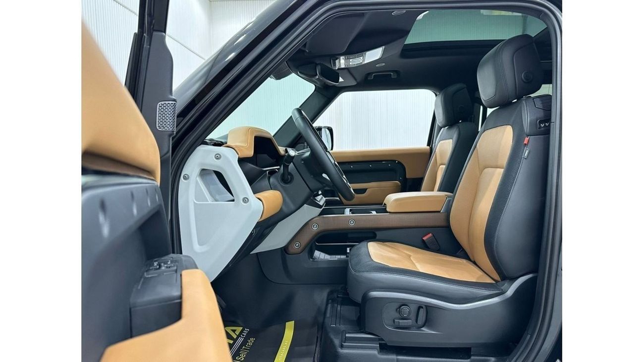 Land Rover Defender 2023 Land Rover Defender 90 X-Dynamic P300, Jan 2028 Al-Tayer Warranty, Full Service History, GCC