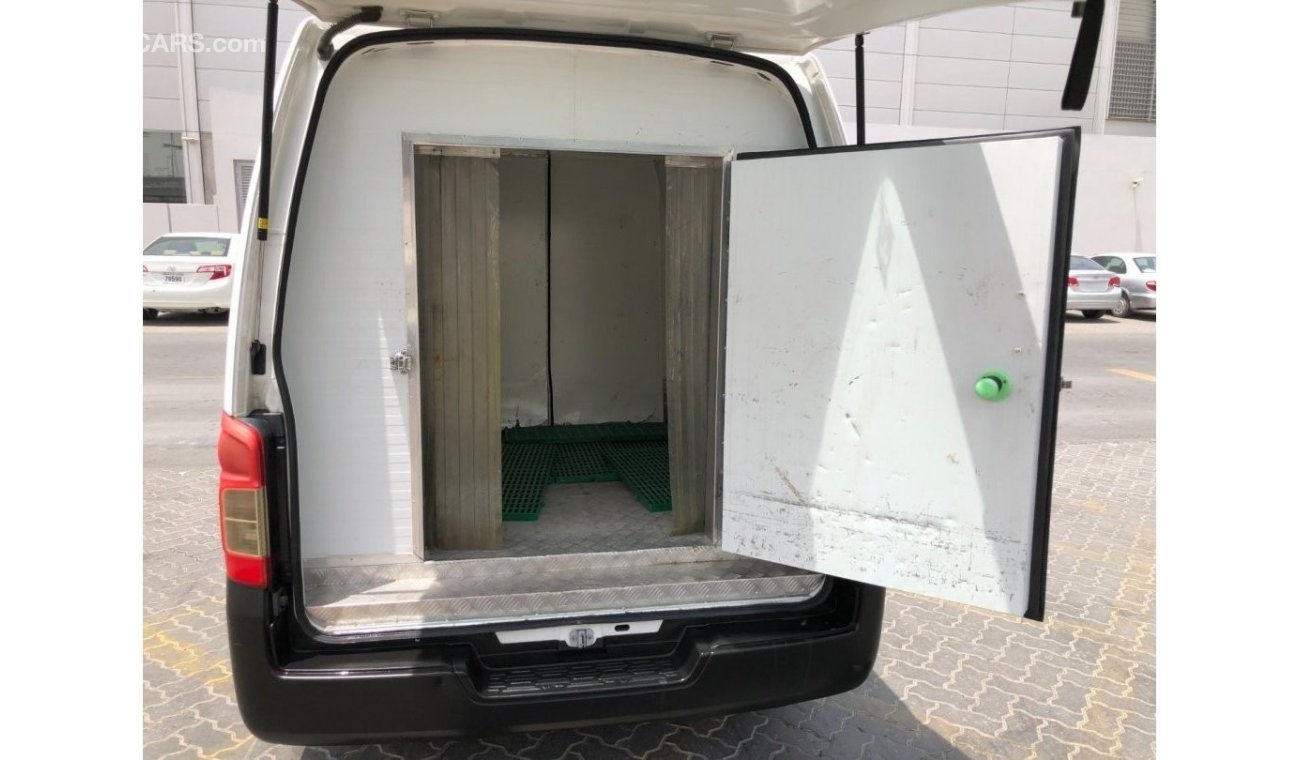 Nissan Urvan GCC VAN HIGHROOF FREZZER