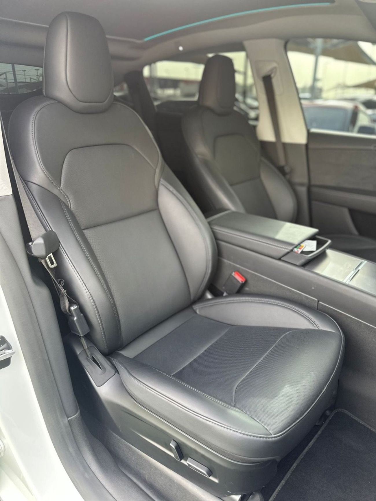 Tesla Model Y LONG RANGE