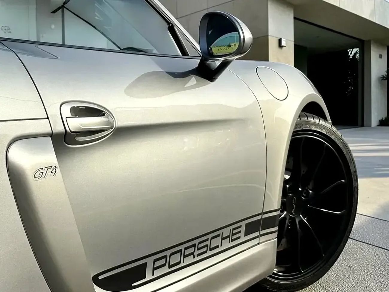 بورش كايمان !! EID SALE !! 1 YEAR FREE WARRANTY !!  PORSCHE CAYMAN GT4 | 3.8L F6 RWD | 2016 | GCC SPECS