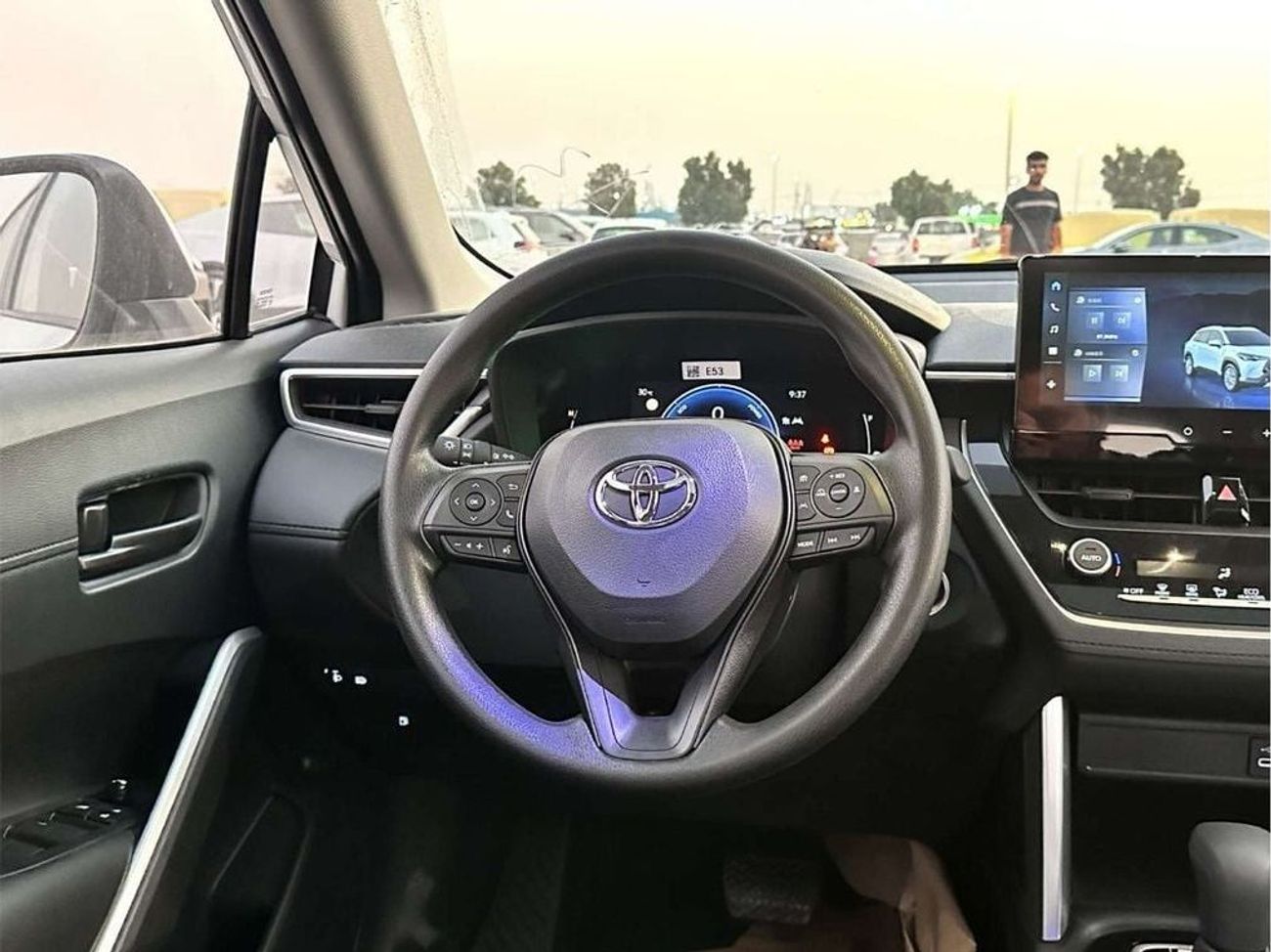 Toyota Corolla Cross 2.0L (HEV) FRONT WHEEL DRIVE 5 SEATS 5 DOOR