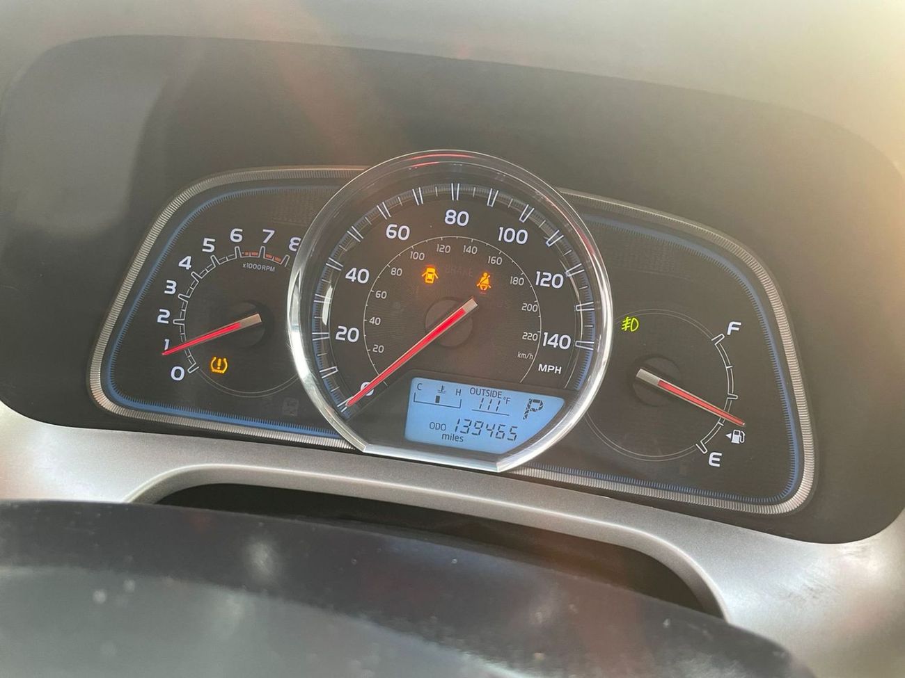 Toyota RAV4 2015 Toyota Rav4 Limited Edition 2.5L V4 - AWD 4x4 - Full Option BSM Radar & Trunk Auto - 139,000 Mi