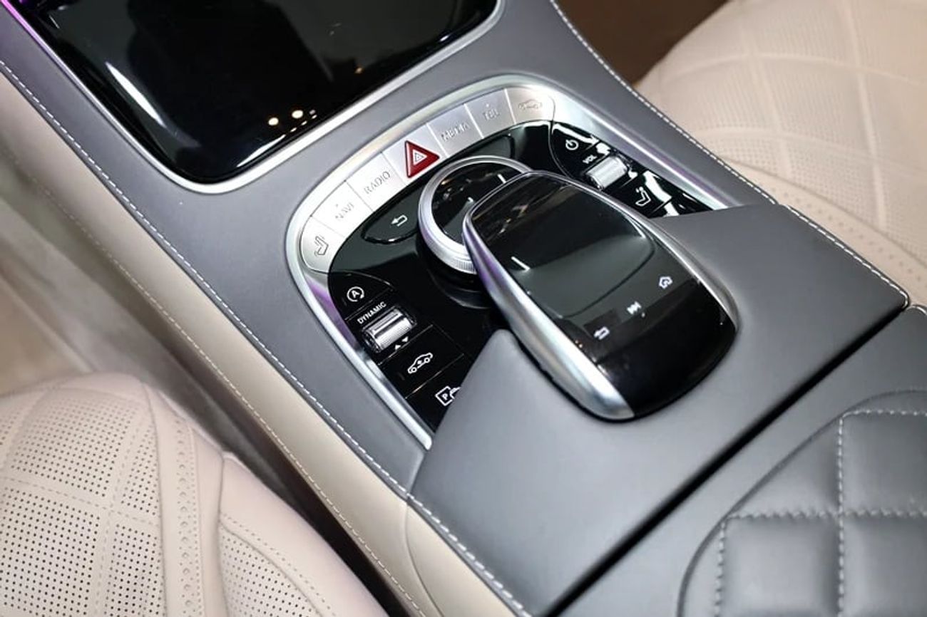 Mercedes Maybach S650 Maybach Pullman Limousine 2021, Privacy Suites, Rear 4-VIP Seats, TV Screen, Burmester Audio!!