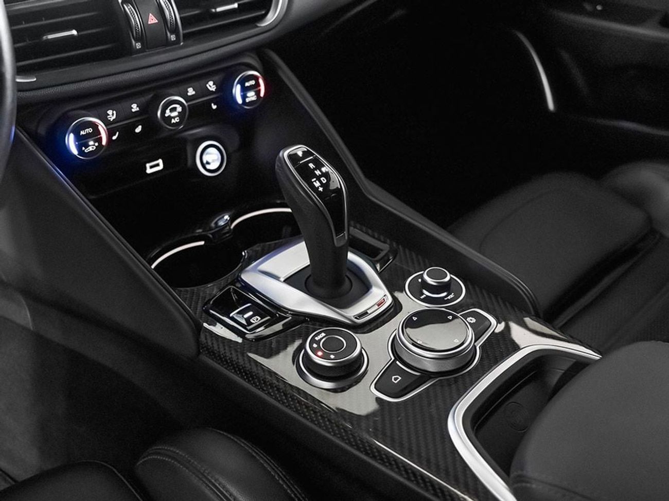 Alfa Romeo Giulia 2023 Alfa Romeo Giulia Quadrifoglio / Full Service History / Warranty