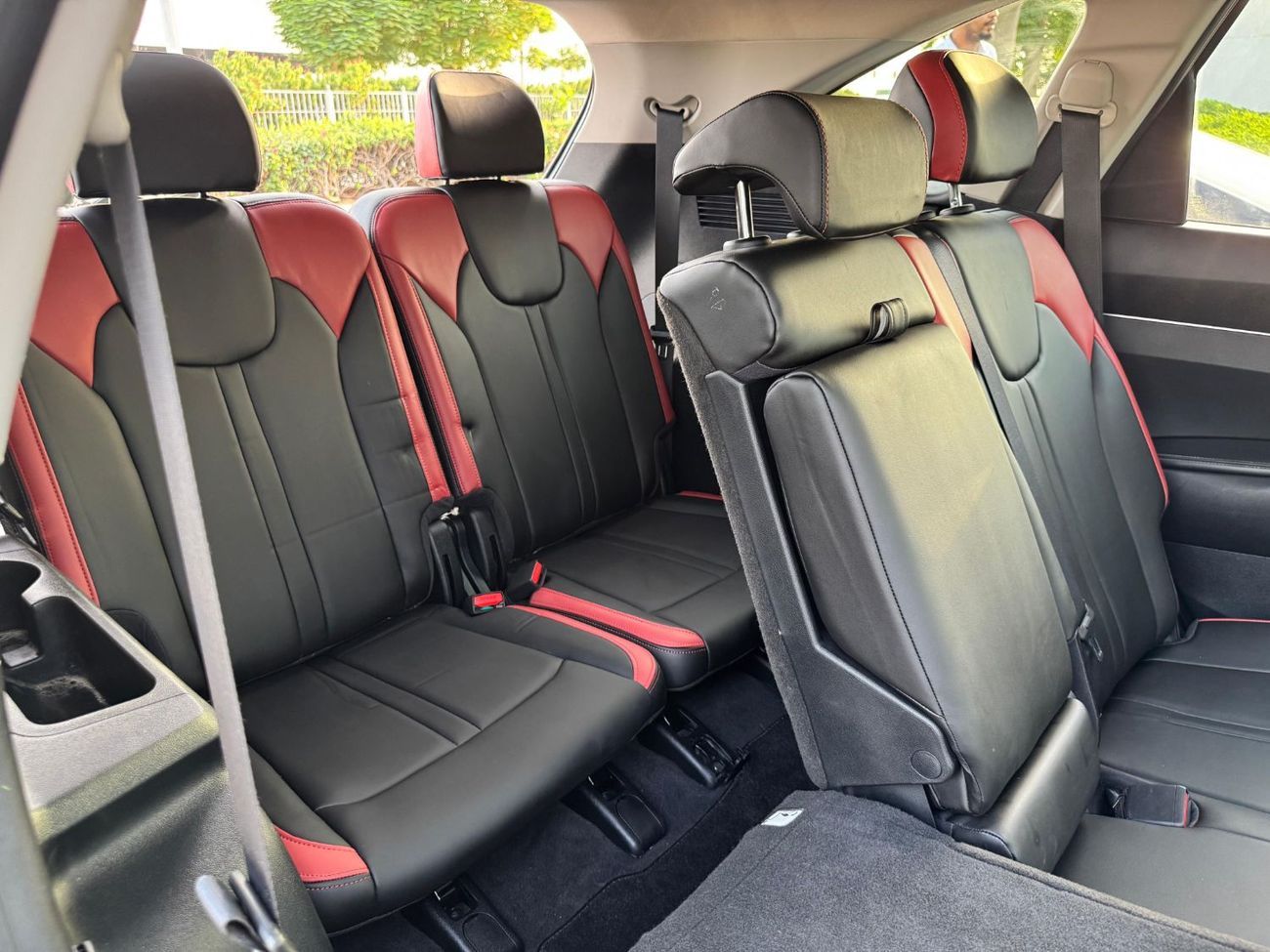 Kia Sorento Std 2.5L AWD KIA SORENTO 2.5L AWD UAE PASS