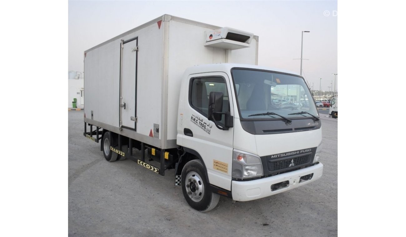 ميتسوبيشي كانتر 2016 | MITSUBISHI CANTER 4.2TON TRUCK | RED-DOT CHILLER | 16 FEET | GCC | VERY WELL-MAINTAINED | SPE