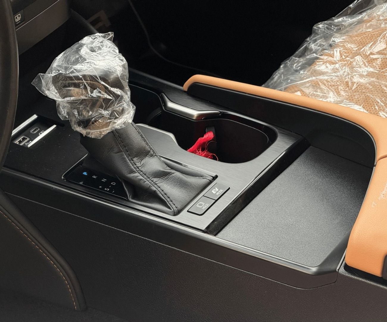 Lexus ES300h 2.5