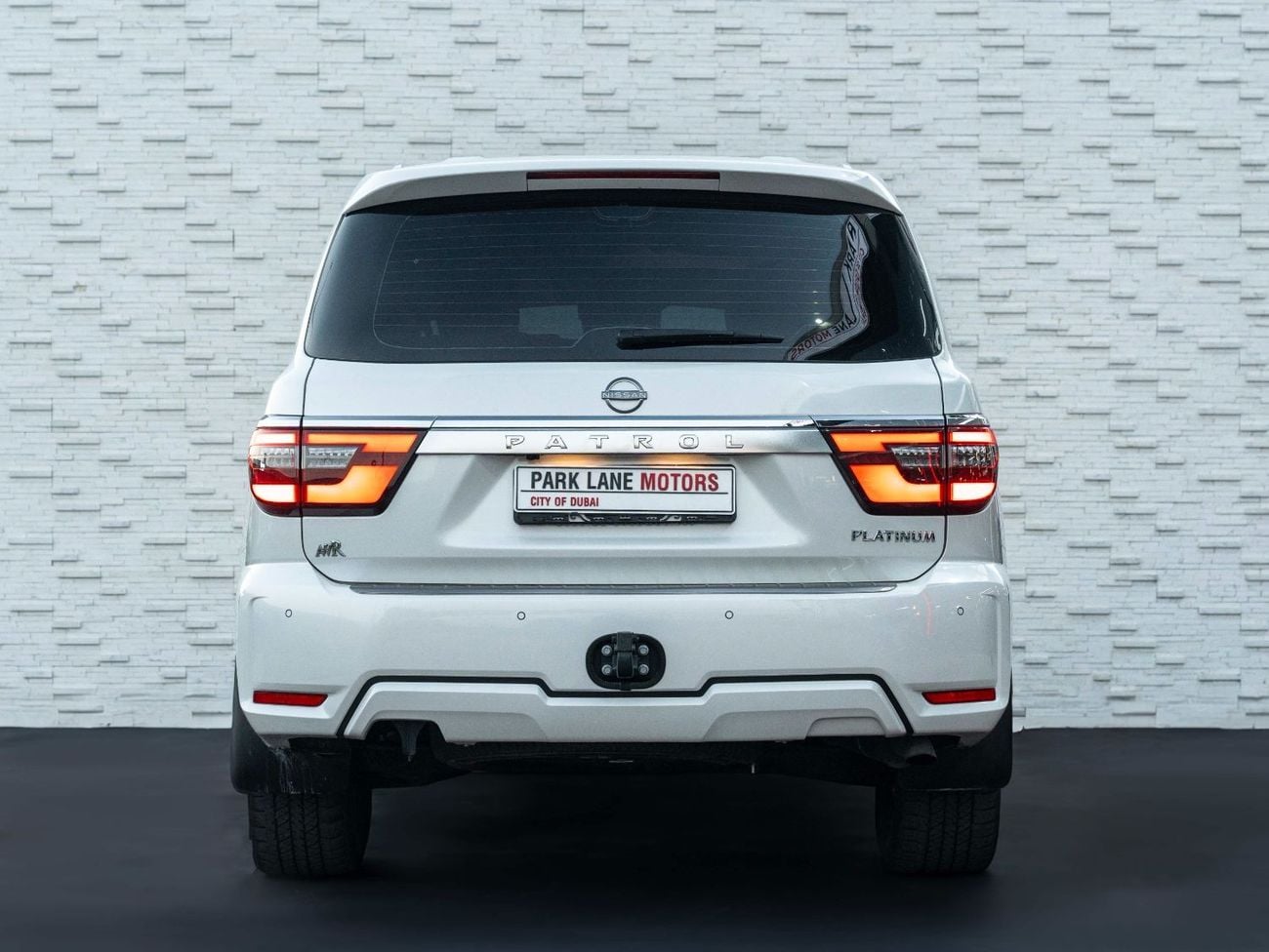 نيسان باترول AED 3,381 PM • PATROL SE PLATINUM • ONLY 45,000 KMS • OFFICIAL NISSAN WARRANTY UNTIL 2028 OR 100K KM