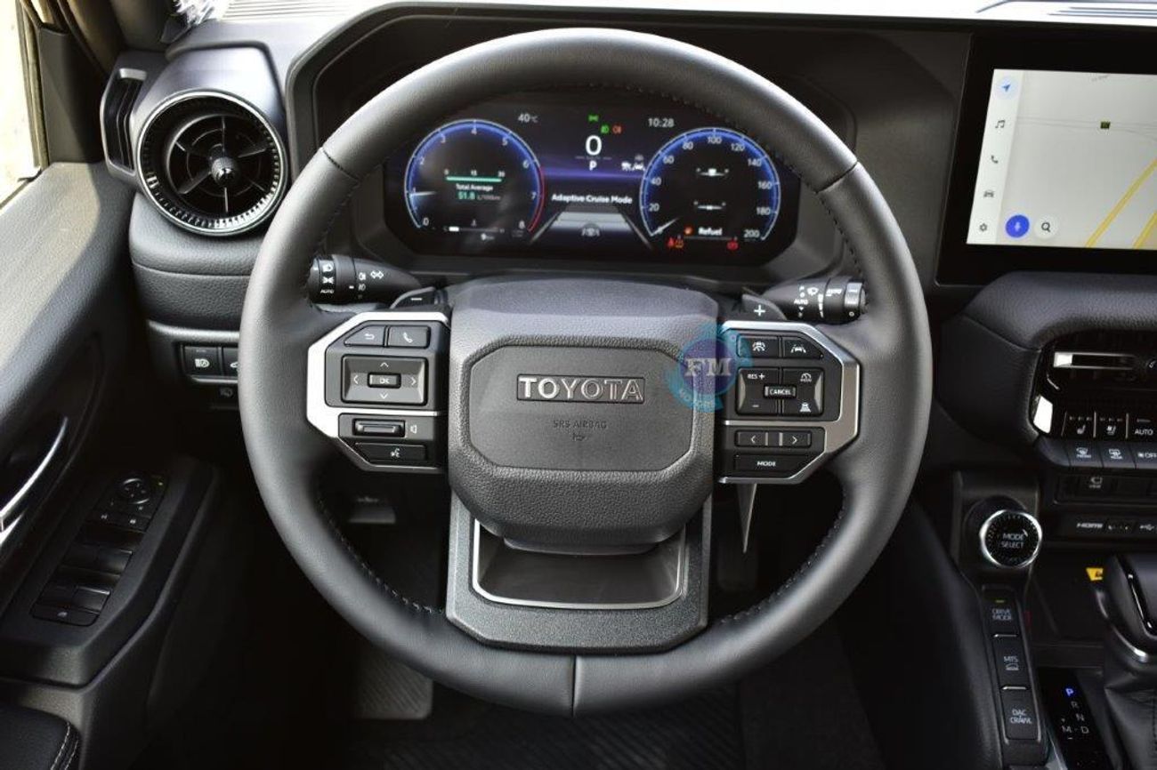 تويوتا برادو Luxury 2.4L Petrol 7 Seat Automatic