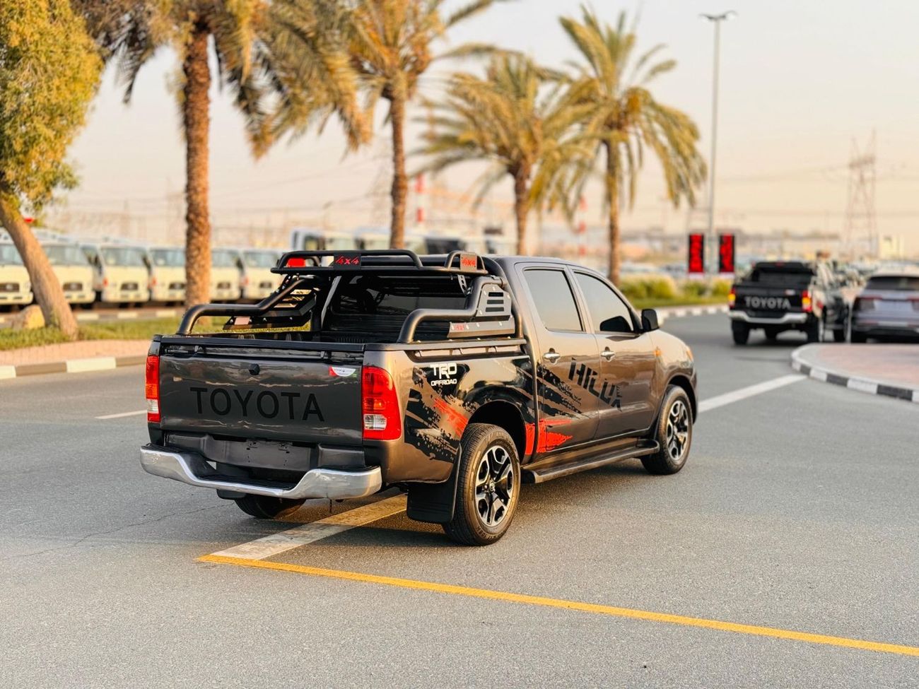 تويوتا هيلوكس -