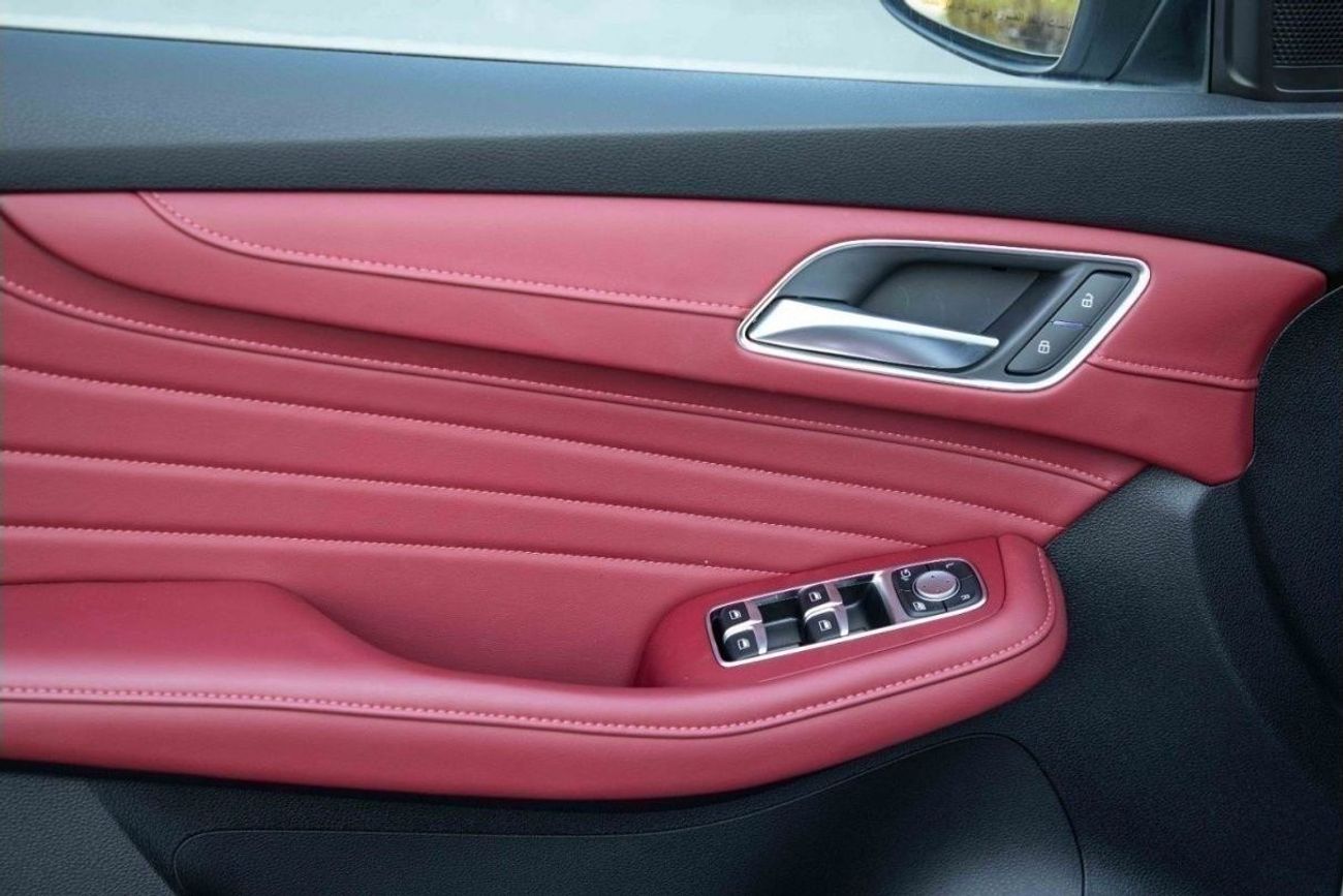 أم جي HS 2023 إم جي HS 4X4 2.0T تروفي