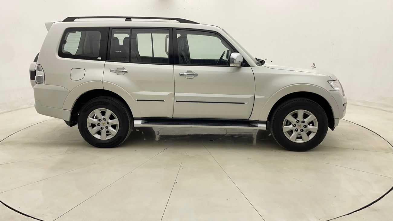 ميتسوبيشي باجيرو GLS HIGHLINE 3 | بدون دفعة مقدمة | اختبار القيادة في المنزل