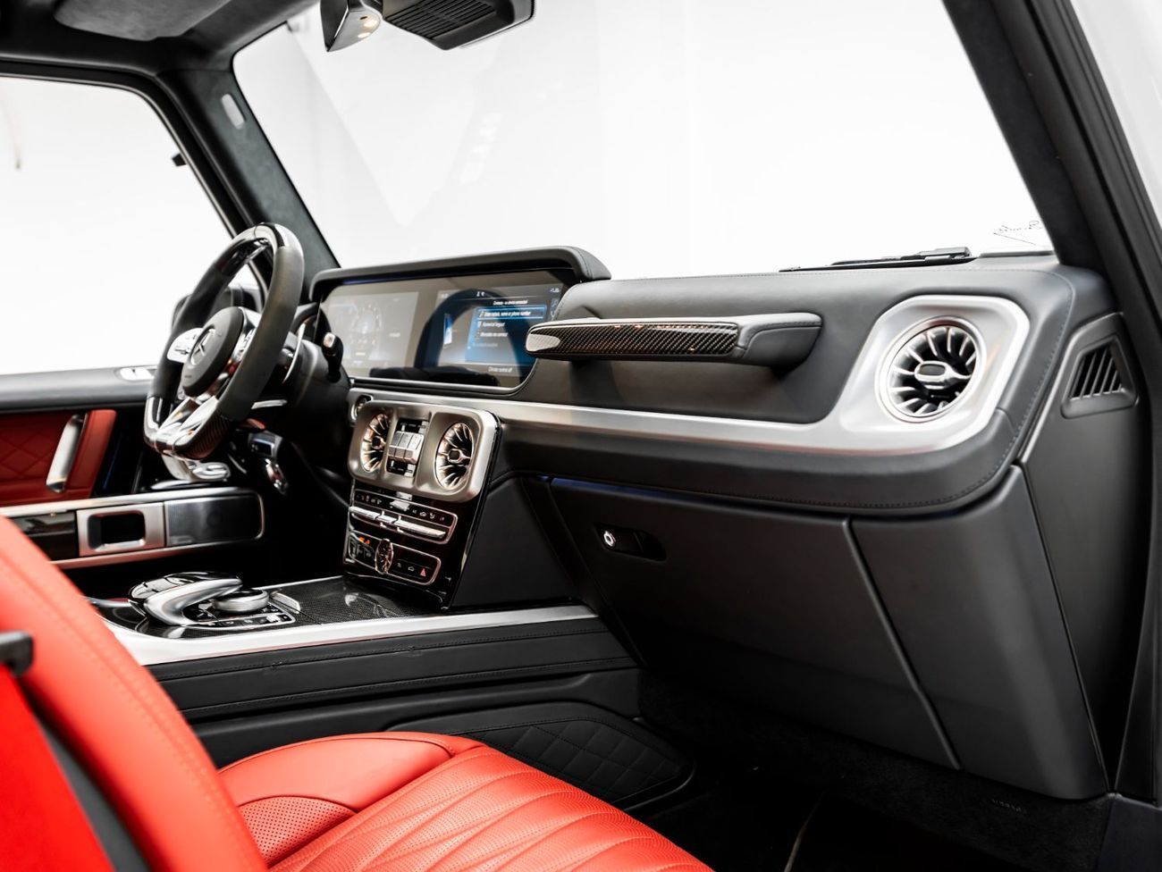 مرسيدس بنز G 63 AMG 2023 Mercedes G63, 2028 Mercedes Warranty, 2027 Mercedes Service COntract, Low KMs, GCC