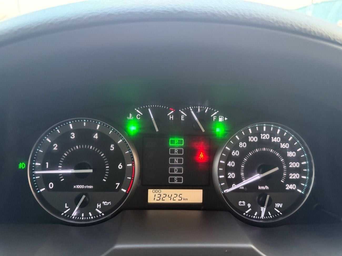 Toyota Land Cruiser GXR 4.0L (271 HP) AWD 2013 GXR 4.0L 4WD FACELIFTED 2025 WITH EXTERIOR GCC IN EXCELLENT CONDITION