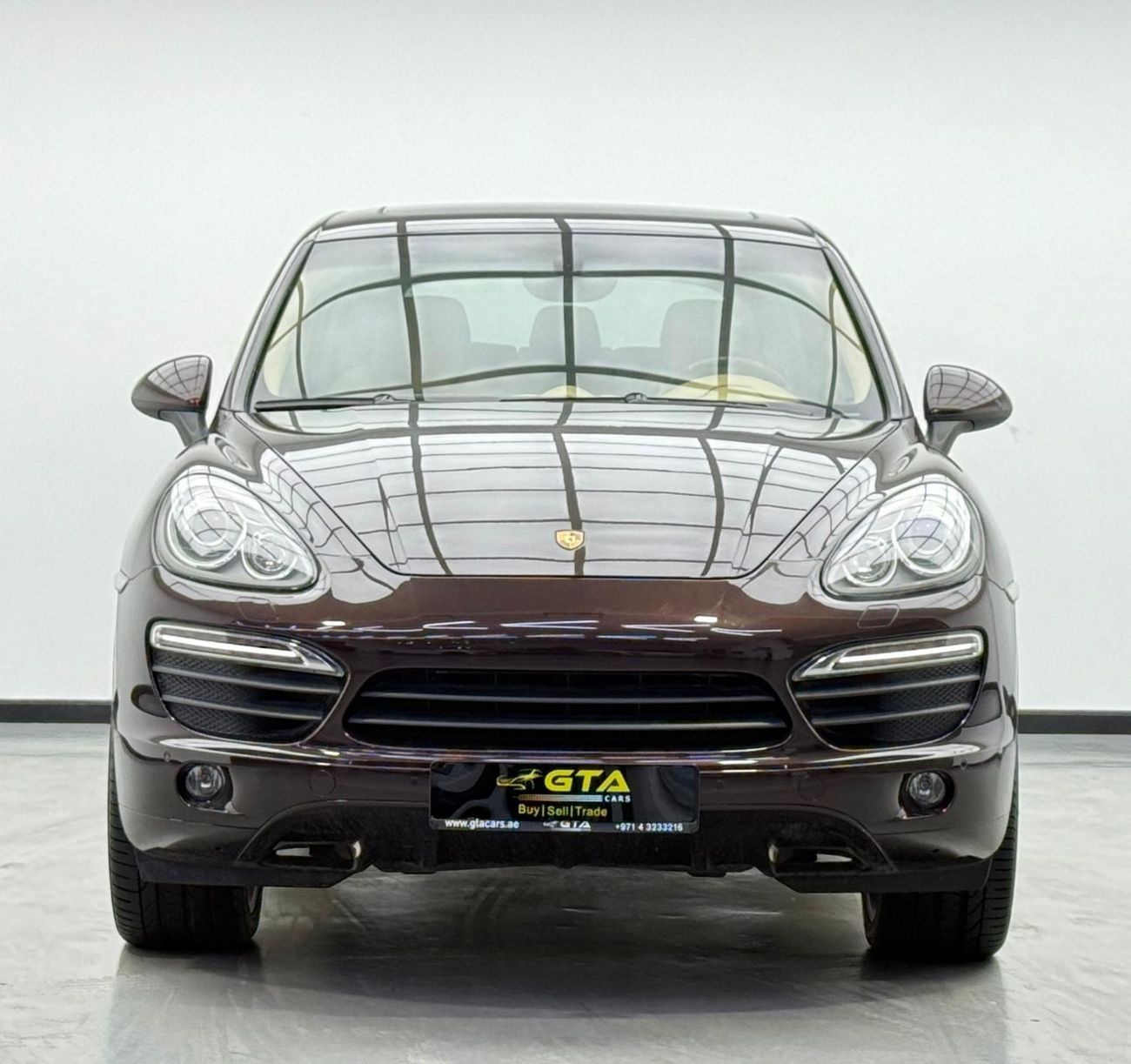 Porsche Cayenne S 4.8L 2014 Porsche Cayenne S V8, Porsche Service History, Sport Chrono Package, GCC