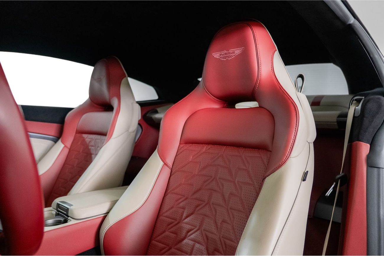 Aston Martin Vanquish Standard