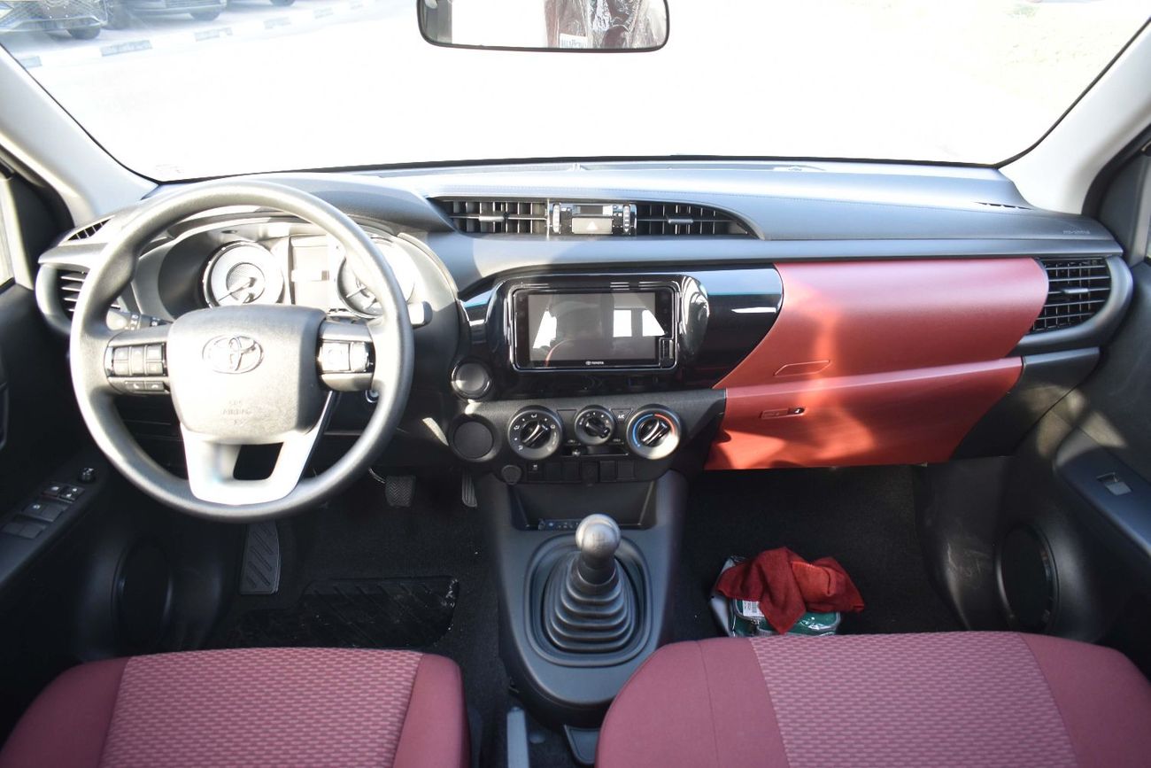 Toyota Hilux TOYOTA-HILUX 4X2 DC 2.7L M/T