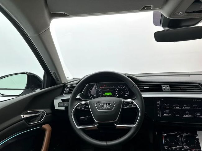 Audi e-tron advanced 55 quattro 408hp (Ref# 019453) ** Night package **, миниатюра 29