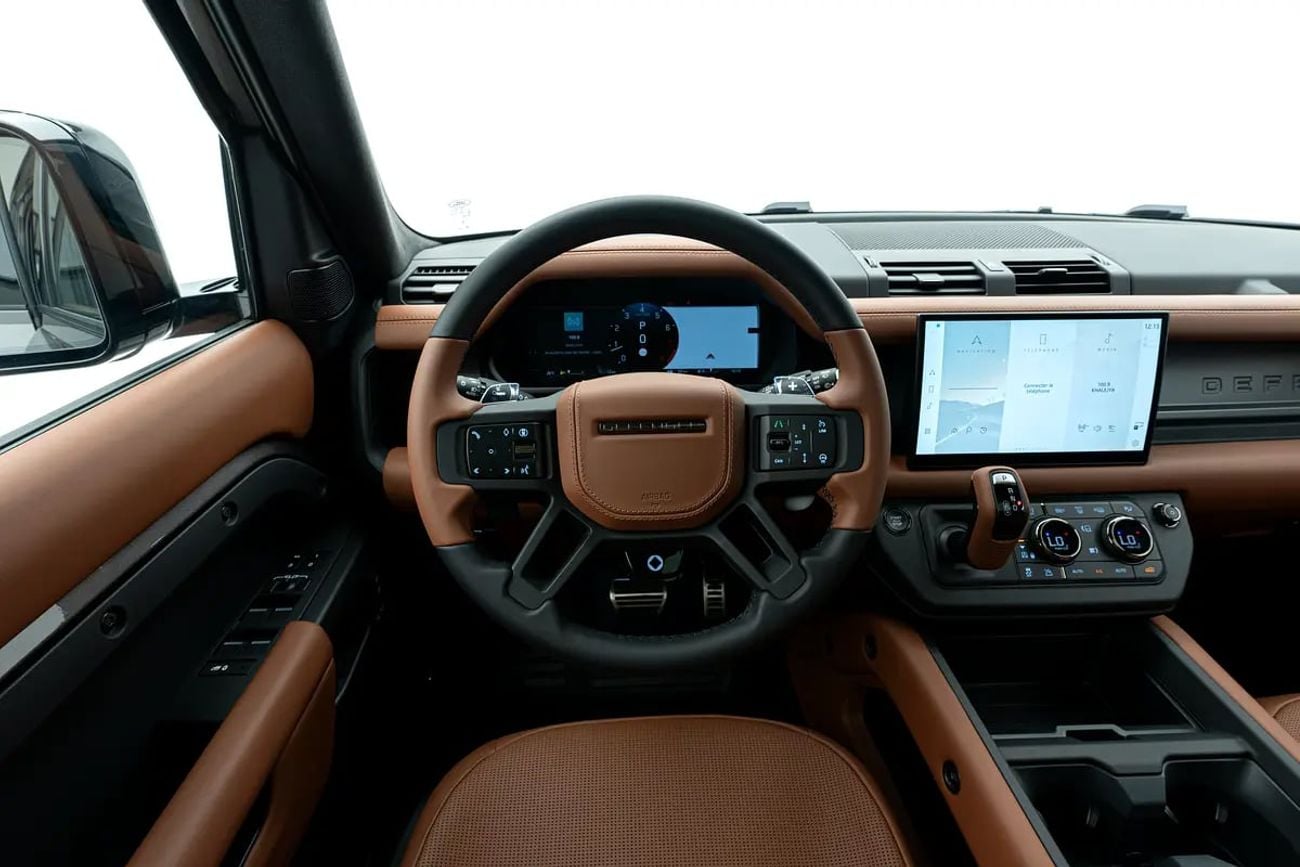 Land Rover Defender 110 Octa - European Specs