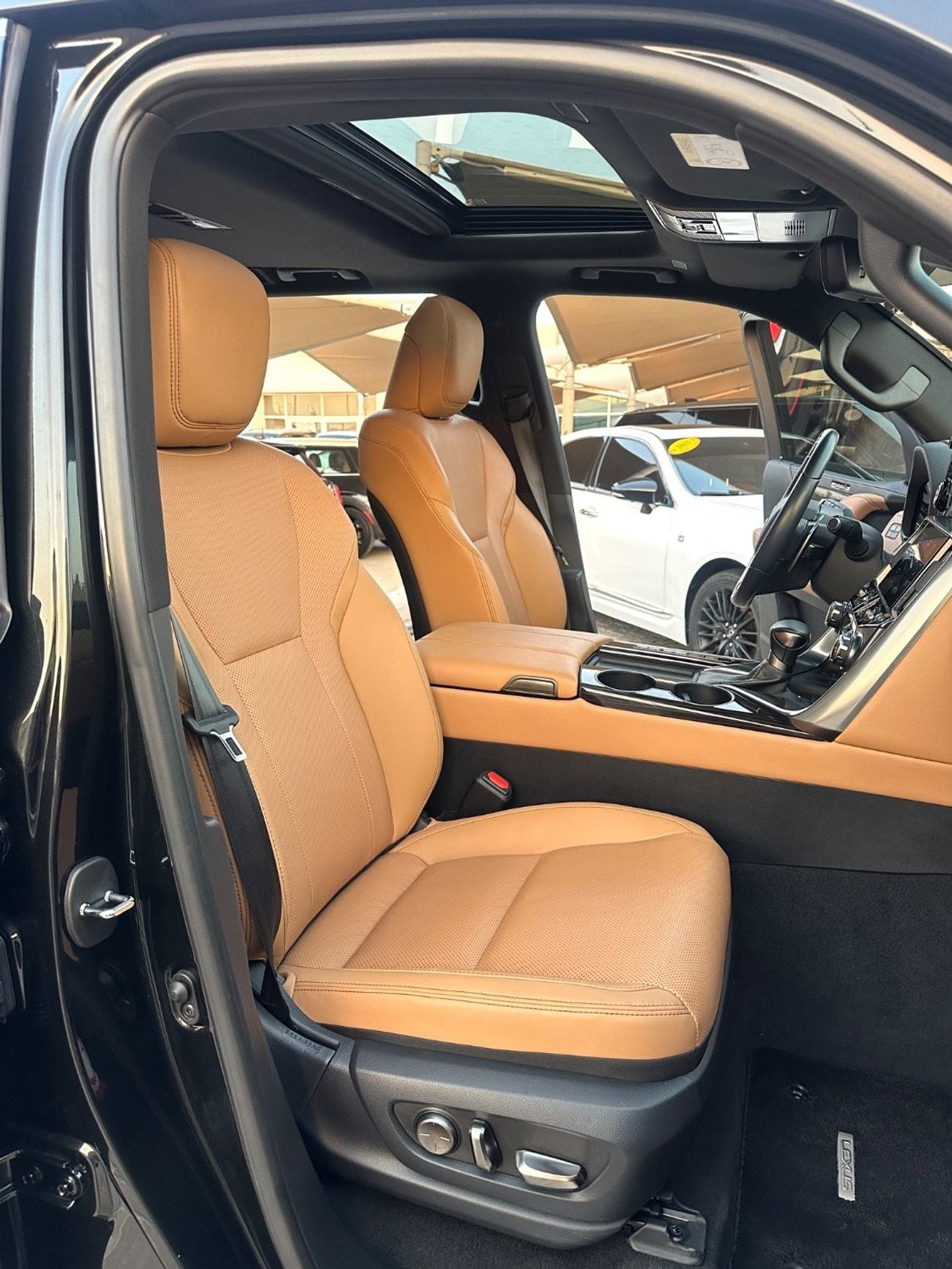 لكزس LX 600 PRESTIGE