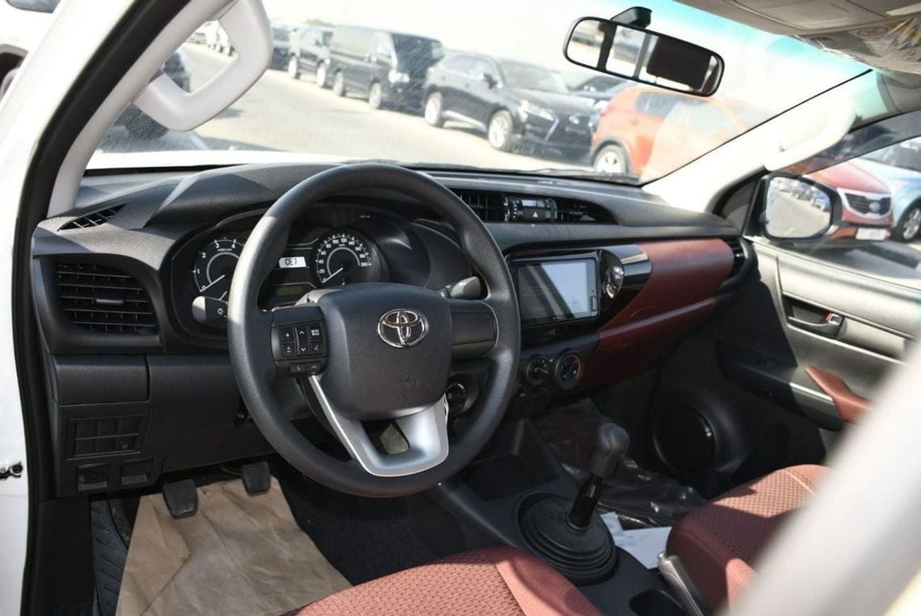 تويوتا هيلوكس SGLX TOYOTA HILUX 2.4 DSL 4x4 DC MANUAL TRANSMISSION
