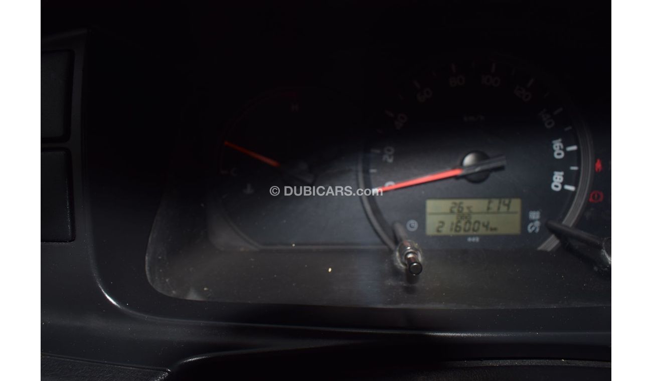 Toyota Hiace GL - Standard Roof Toyota Hiace Chiller, model:2016. Free of accident