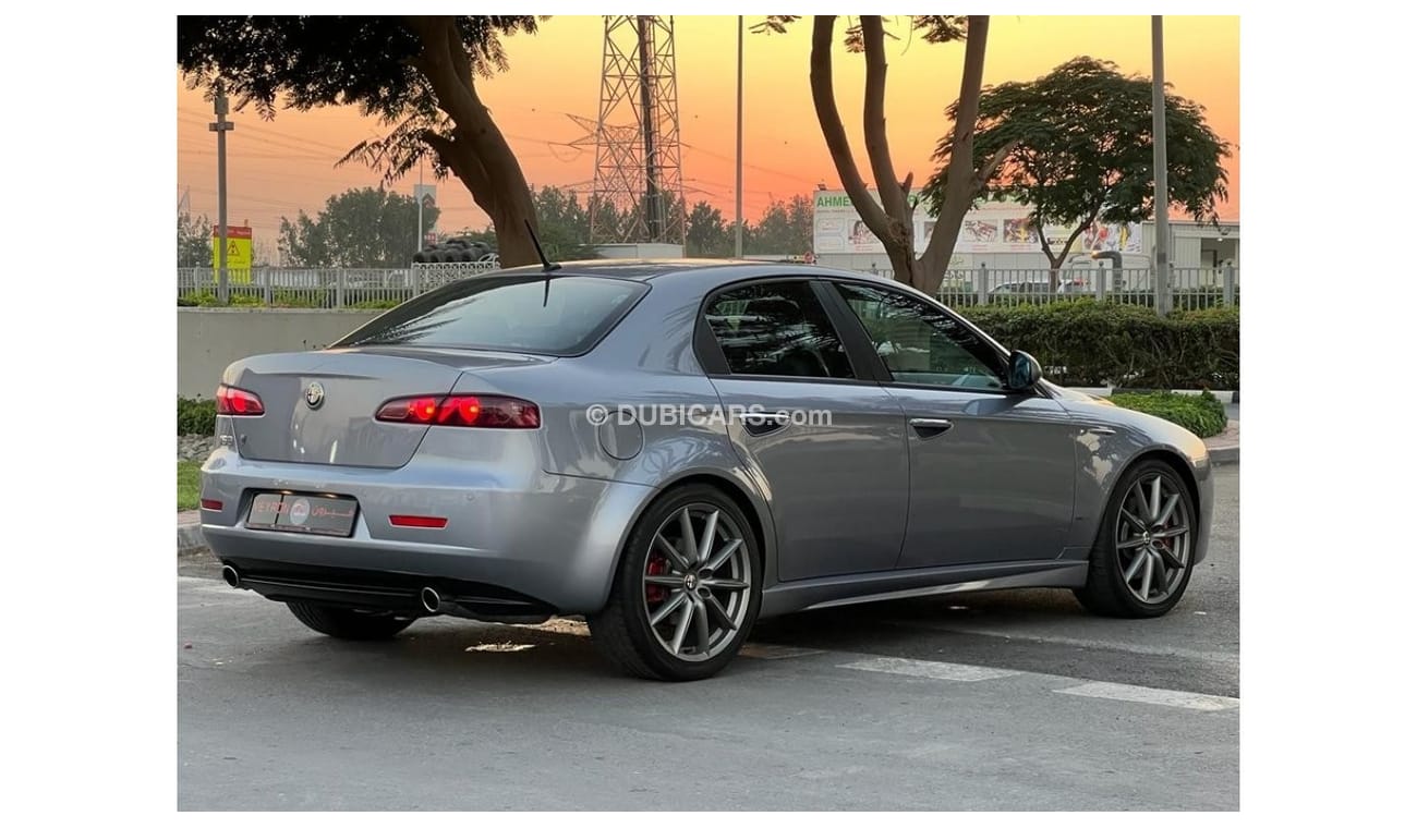 Alfa Romeo Alfa 159 ALFA ROMEO 159 GCC 2012 BRAND NEW LOW MILEAGE ORIGINAL PAINT FULL SERVICE HISTORY