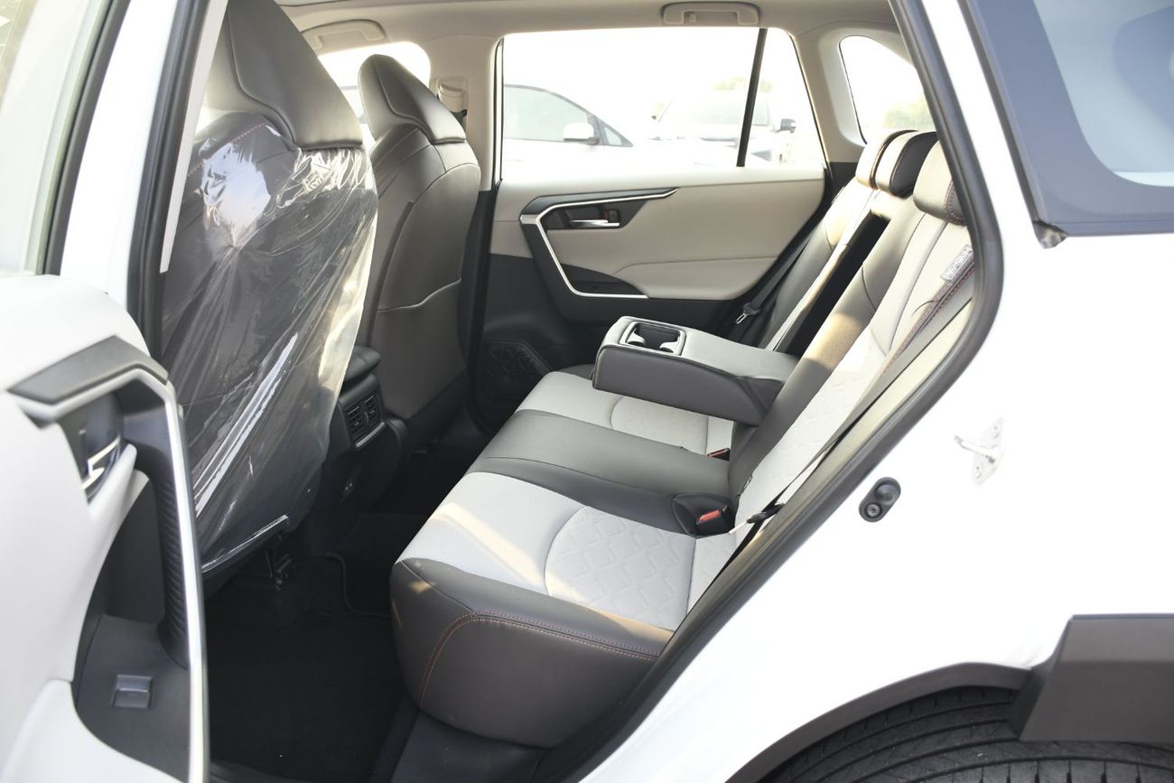 Toyota RAV4 2.5L Adventure Petrol 4WD GCC JAPAN (Ready Stock)