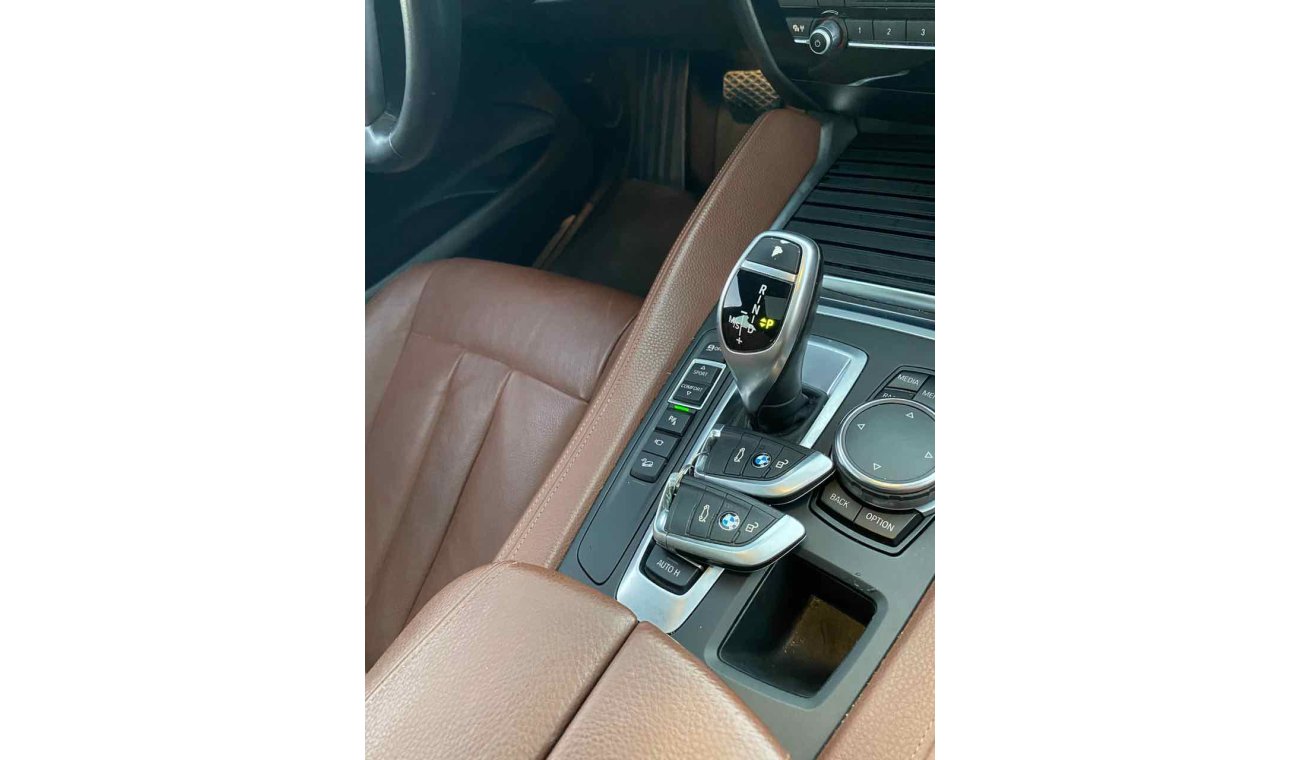 BMW X6 //2015// BMW X6 //3.5i// GCC FULL OPTION