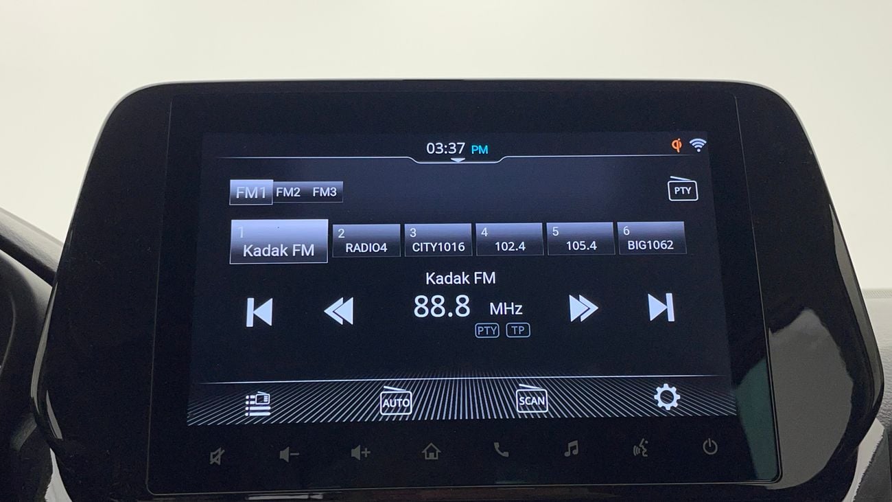 تويوتا أوربان كروزر GLX 1.5 | بدون دفعة مقدمة | اختبار القيادة في المنزل