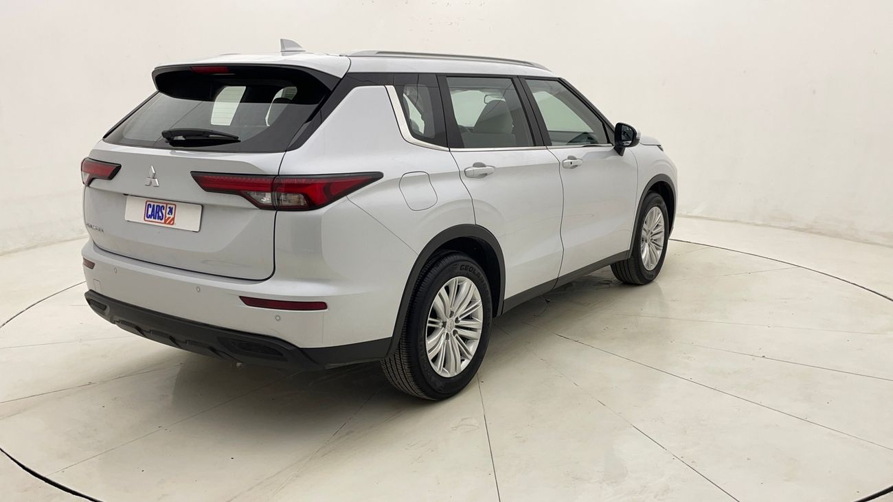 Mitsubishi Outlander MIDLINE PLUS 2.5 | Zero Down Payment | Home Test Drive