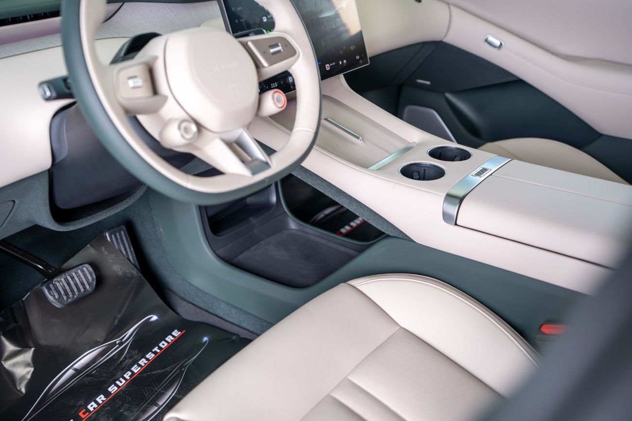 Xiaomi YU7 Brand New-760 KMS Range-Full Options-Fast Charger