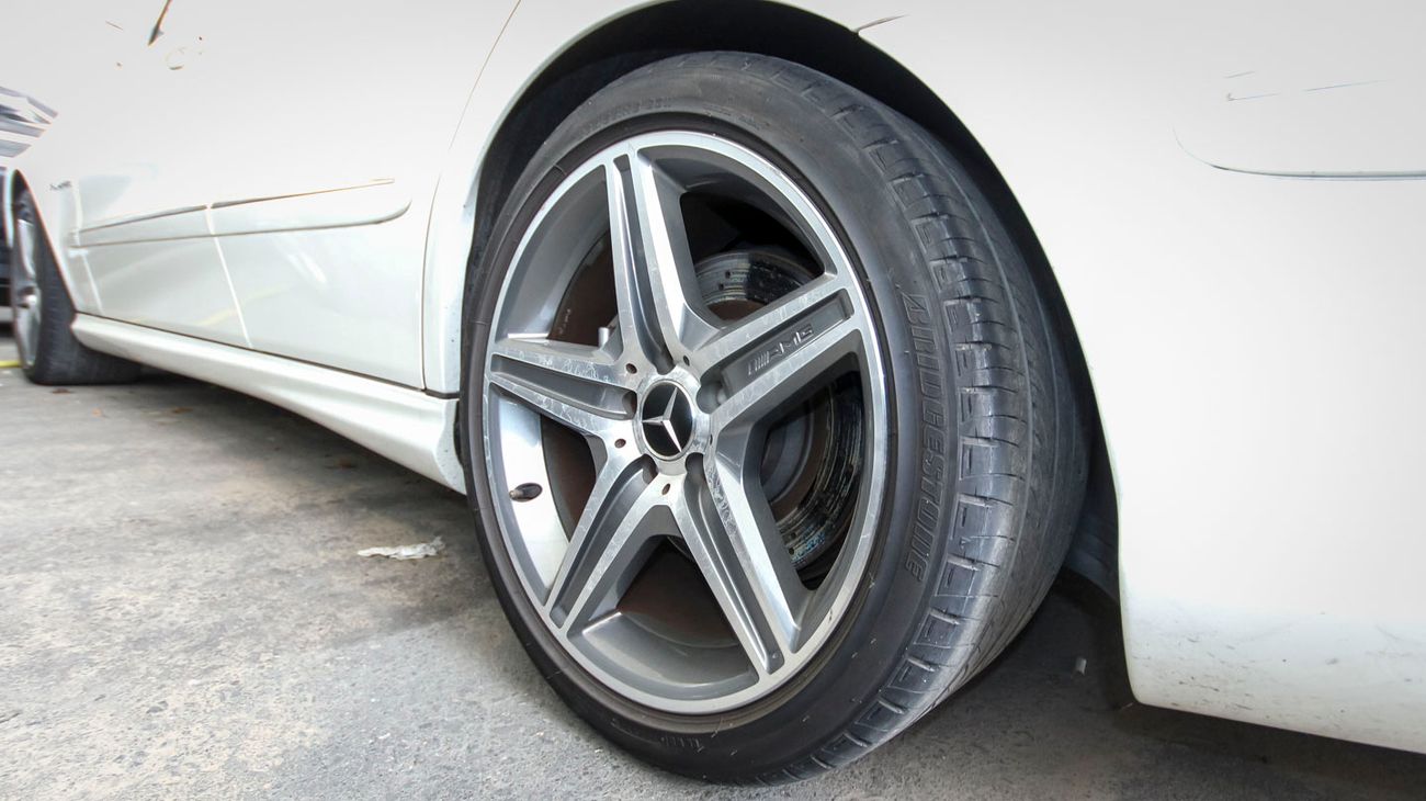 Mercedes Benz E55 AMG