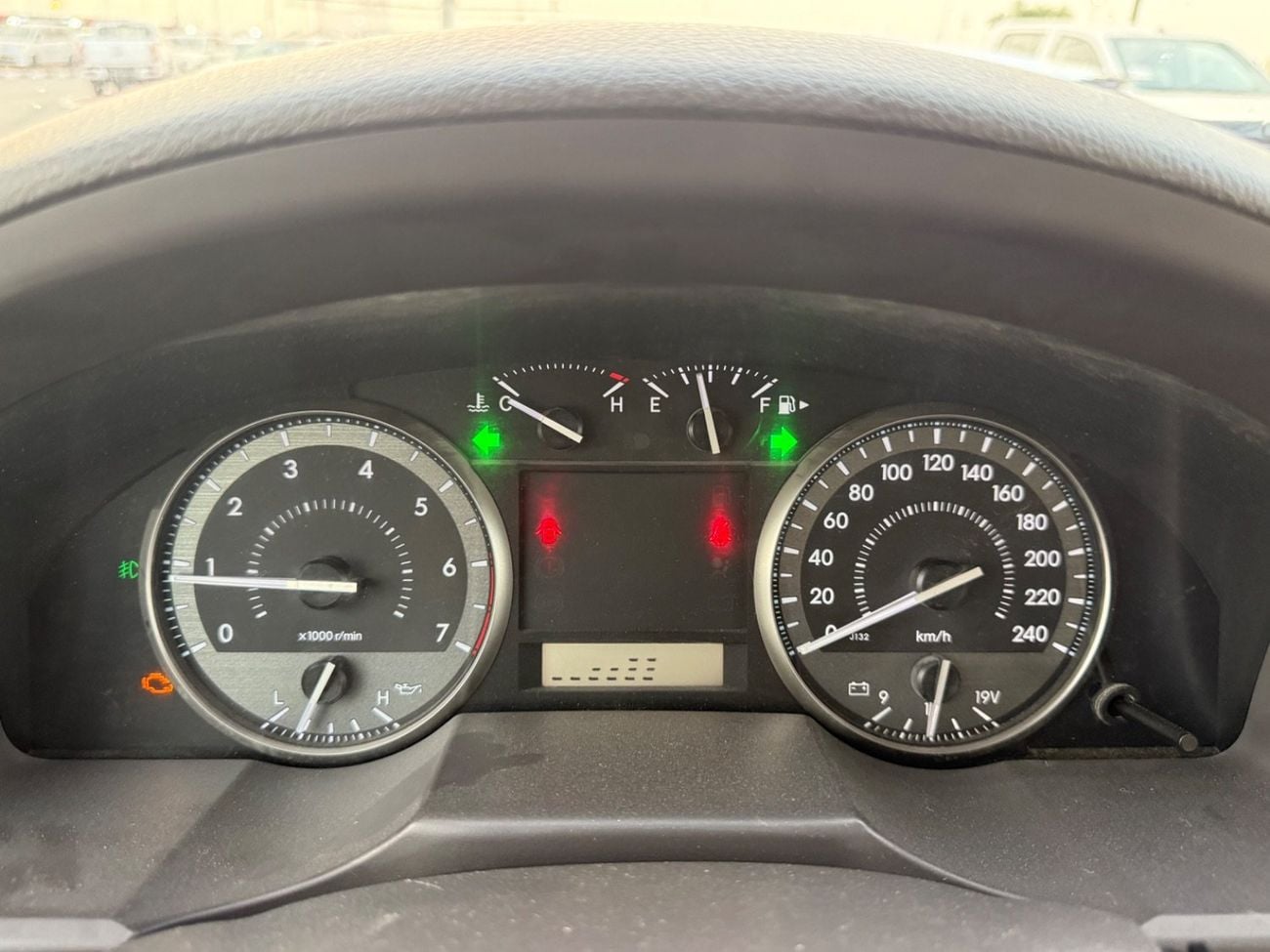 Toyota Land Cruiser SAFARI 2019 LAND CRUISER GXR V6/4.0 FACELIFTED 2025 EXCELLENT CONDITION GCC