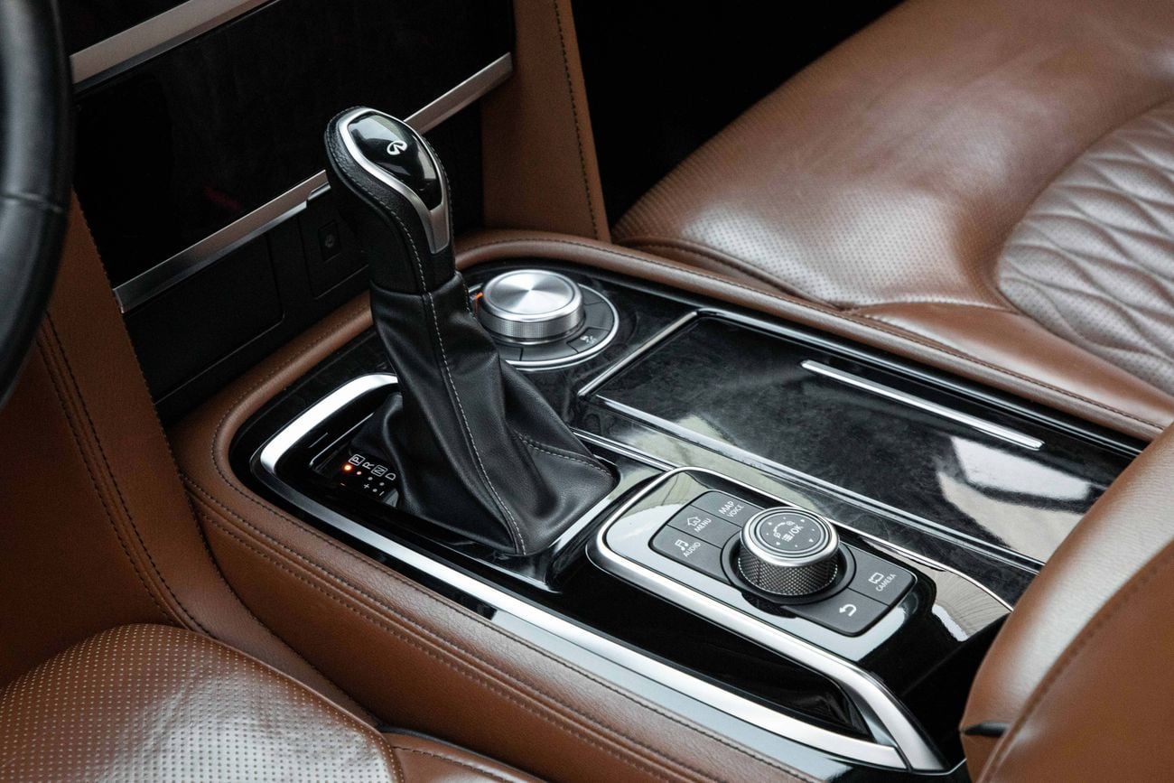 إنفينيتي QX80 LUXE QX80 LUXE | 3,330 P.M | 0% Downpayment | Under Warranty