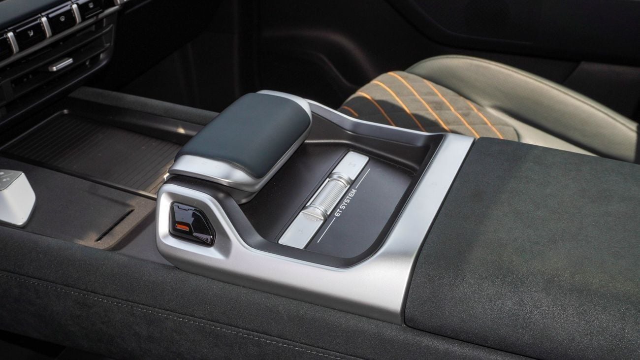 Changan Deepal G318 Brand New Changan Deepal Air Suspension 2024 LOCAL 1.5L 4WD Petrol|Black/Black|N-DEP-AS-1.5-24|