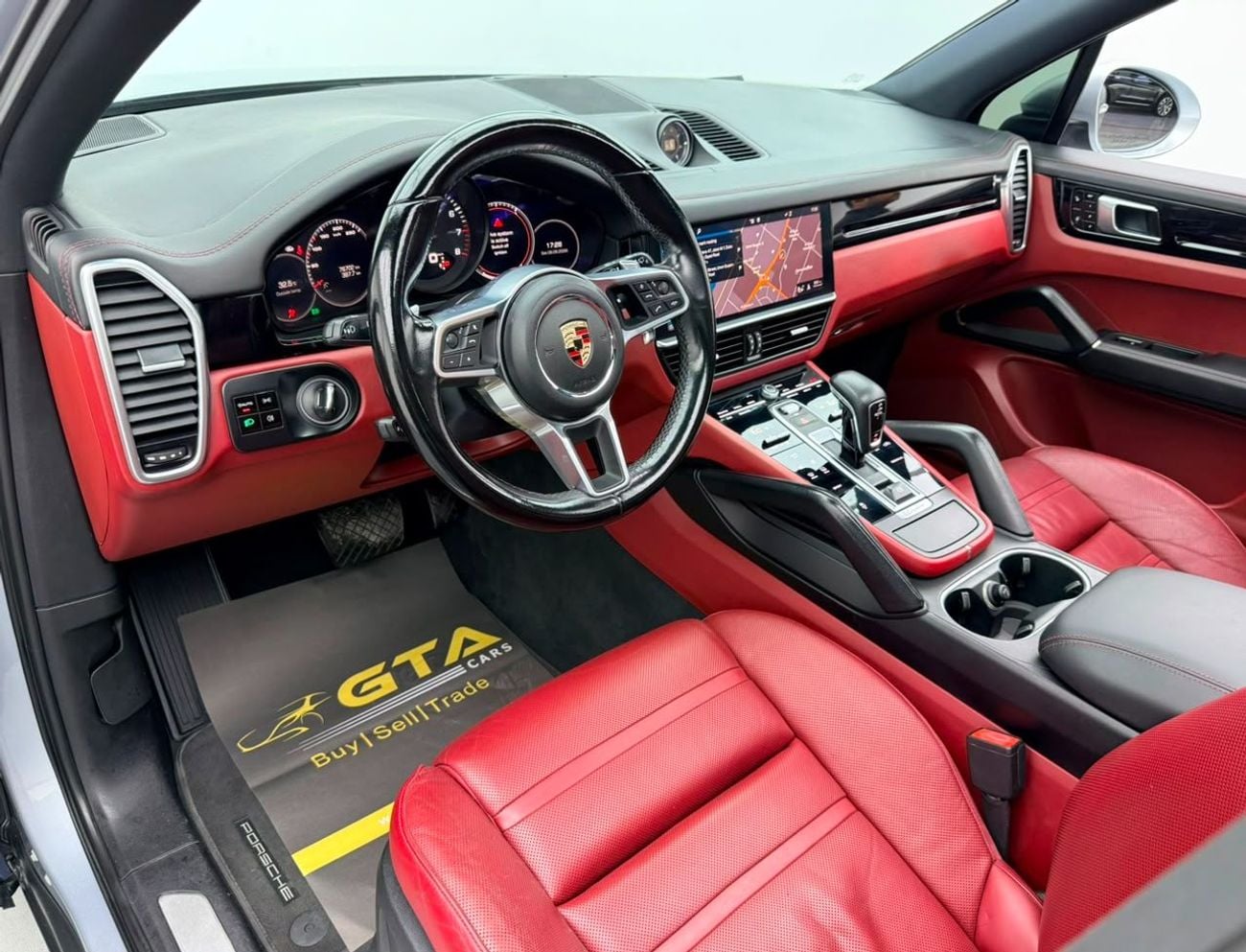 Porsche Cayenne 2019 Porsche Cayenne, Warranty, Full Porsche Service History, Fully Loaded, GCC
