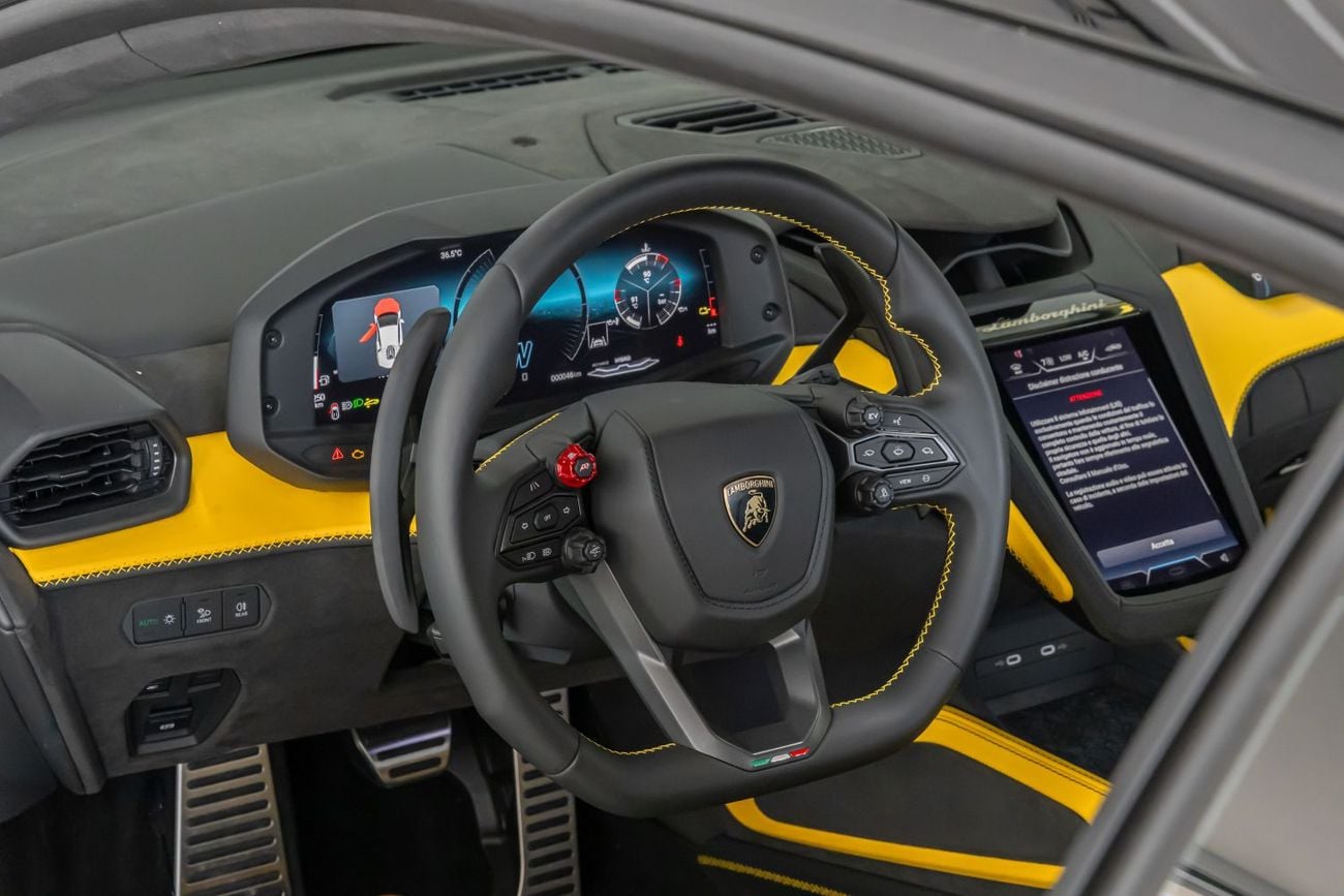 Lamborghini Temerario Lamborghini Temerario | 2026 | HPEV | 920 HP | AWD | Black / Yellow & Black Interior